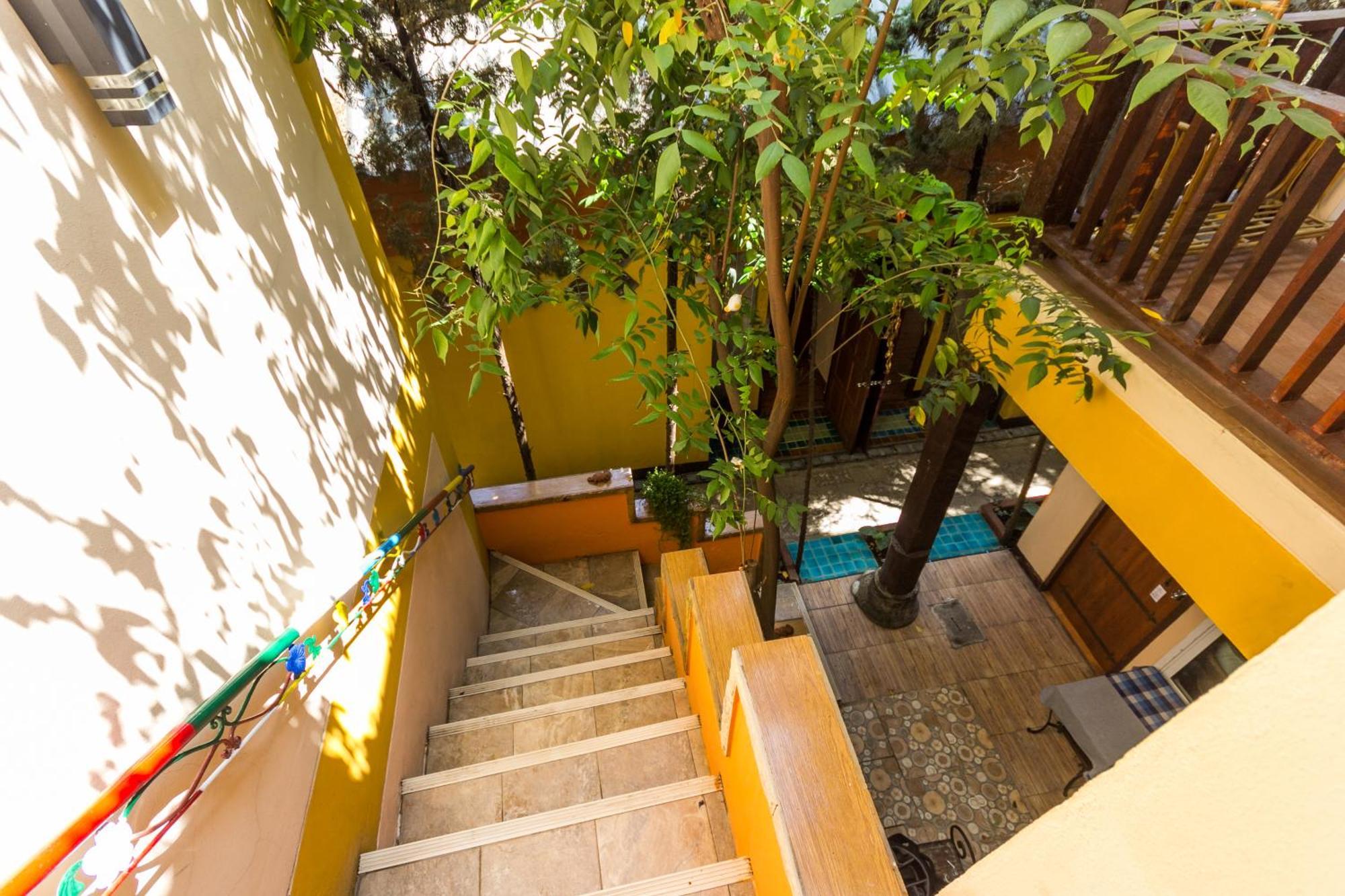 Changmoi House Bed & Breakfast