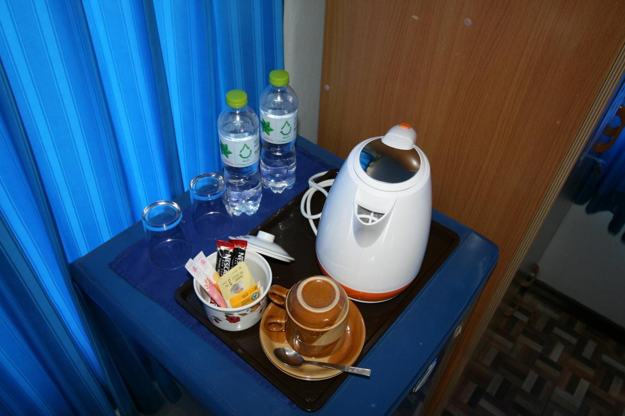 Casa de hóspedes Beachfront Cha Am 3*