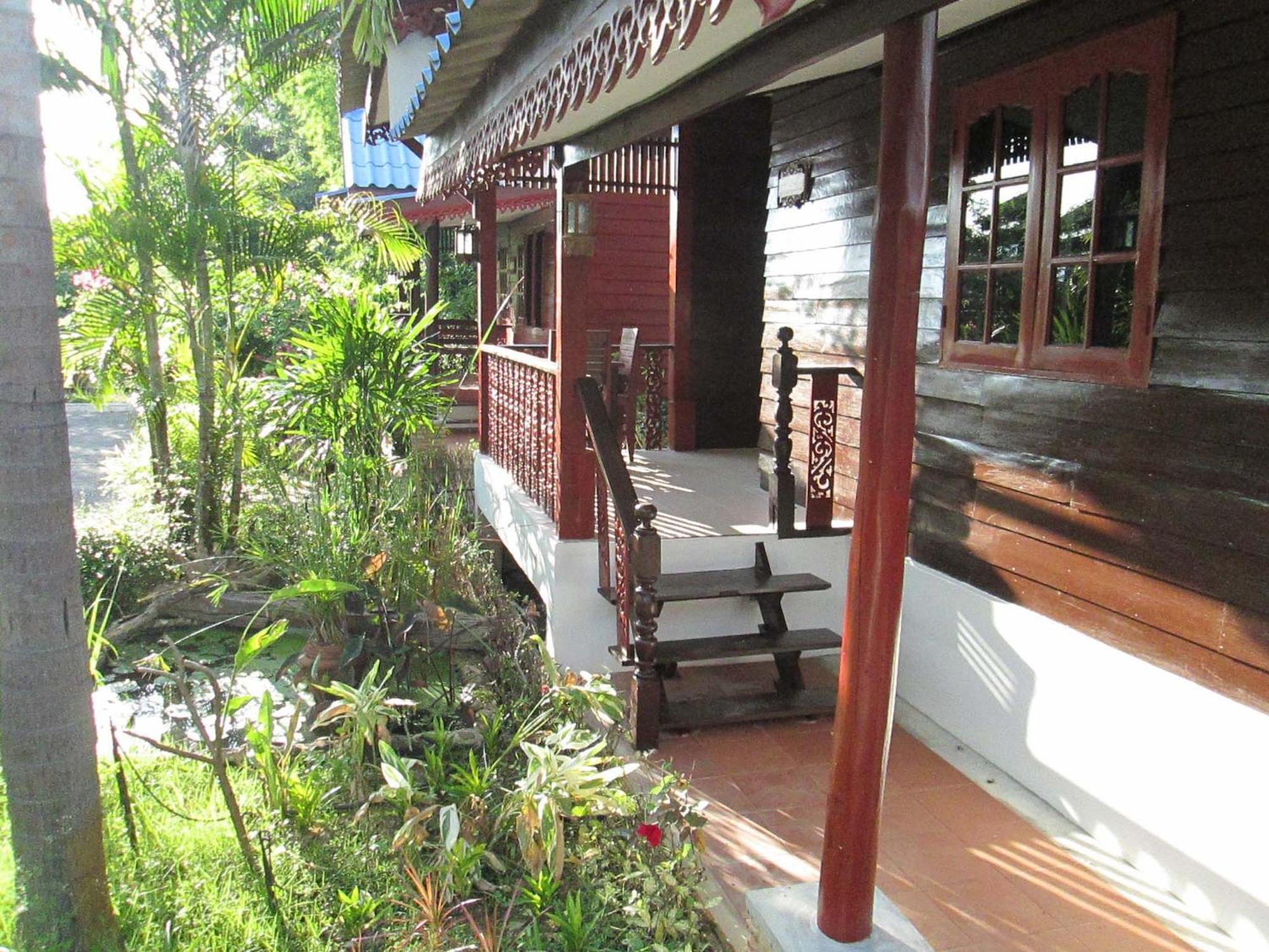 Happiness Guest house 3*