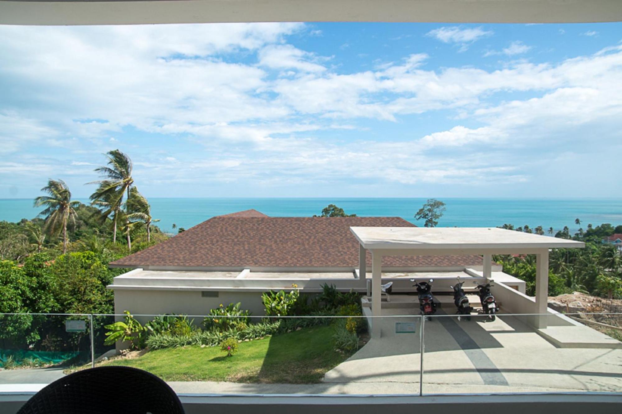 Tropical Sea View Aparthotel
