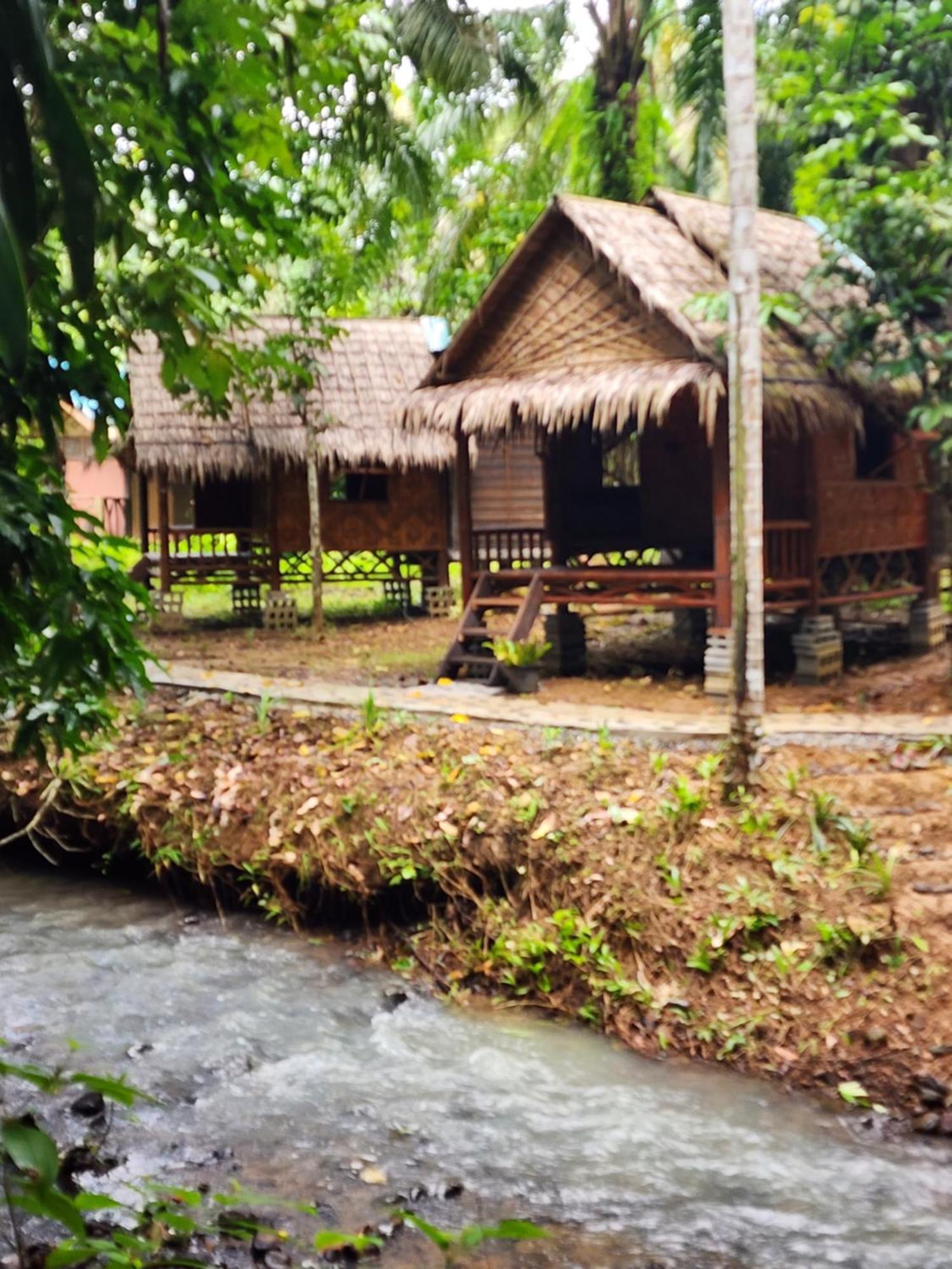 Khao Sok Silver Cliff 2*