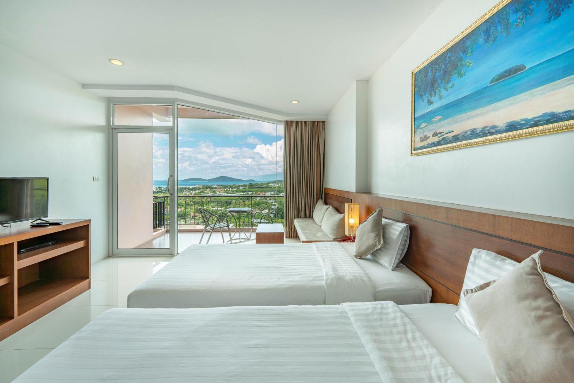 The View Rawada Phuket 4*