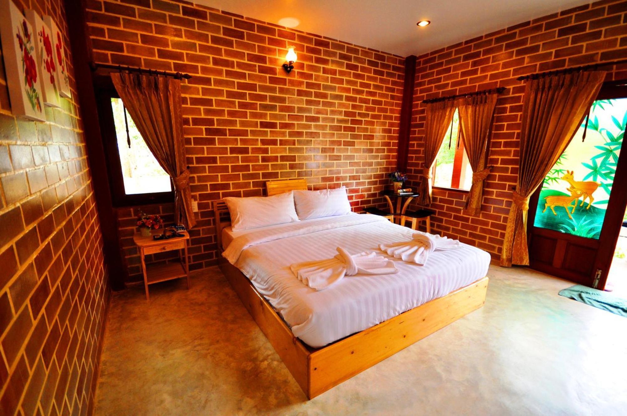 Theerama Resort
