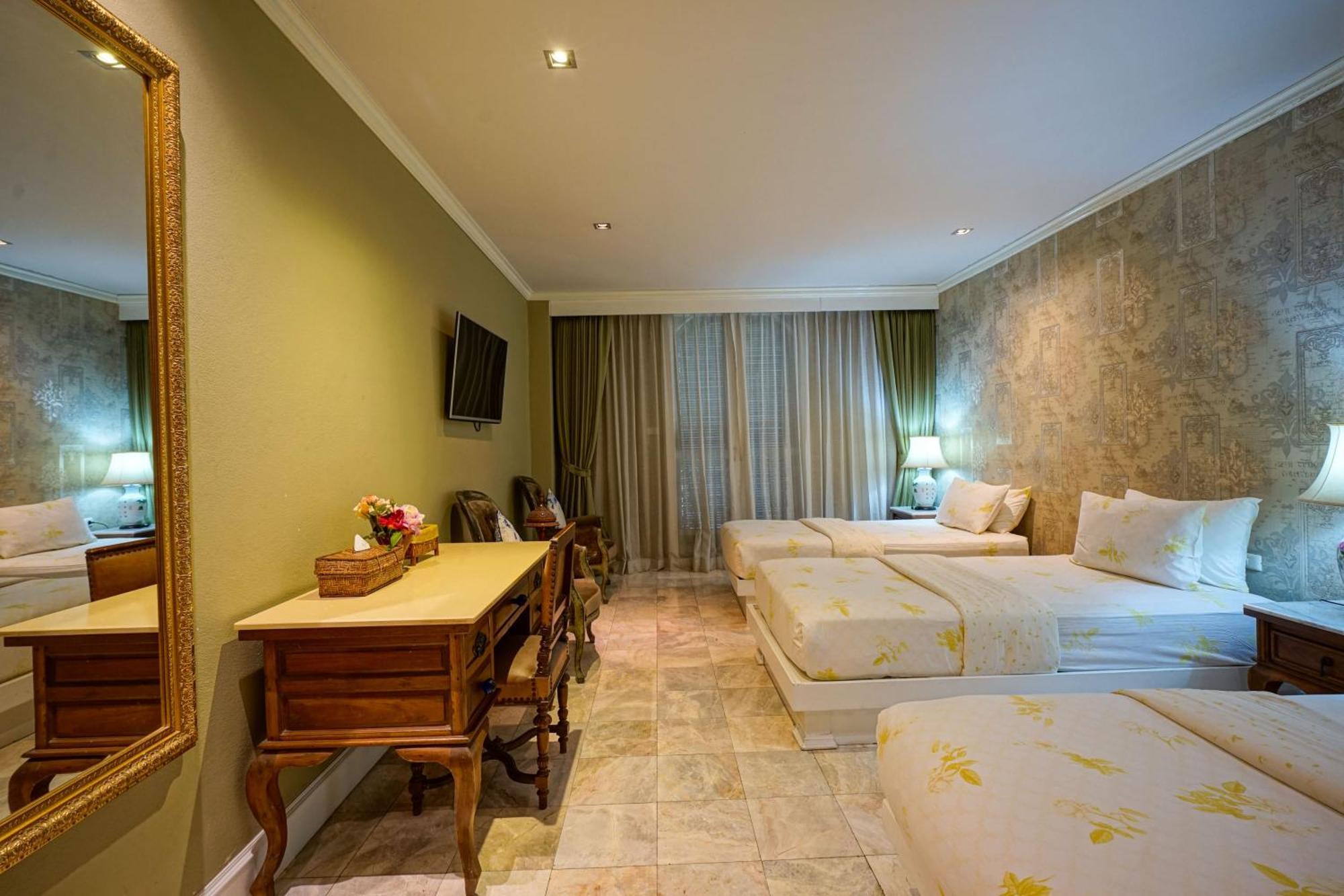 Hotel At Pingnakorn Huaykaew