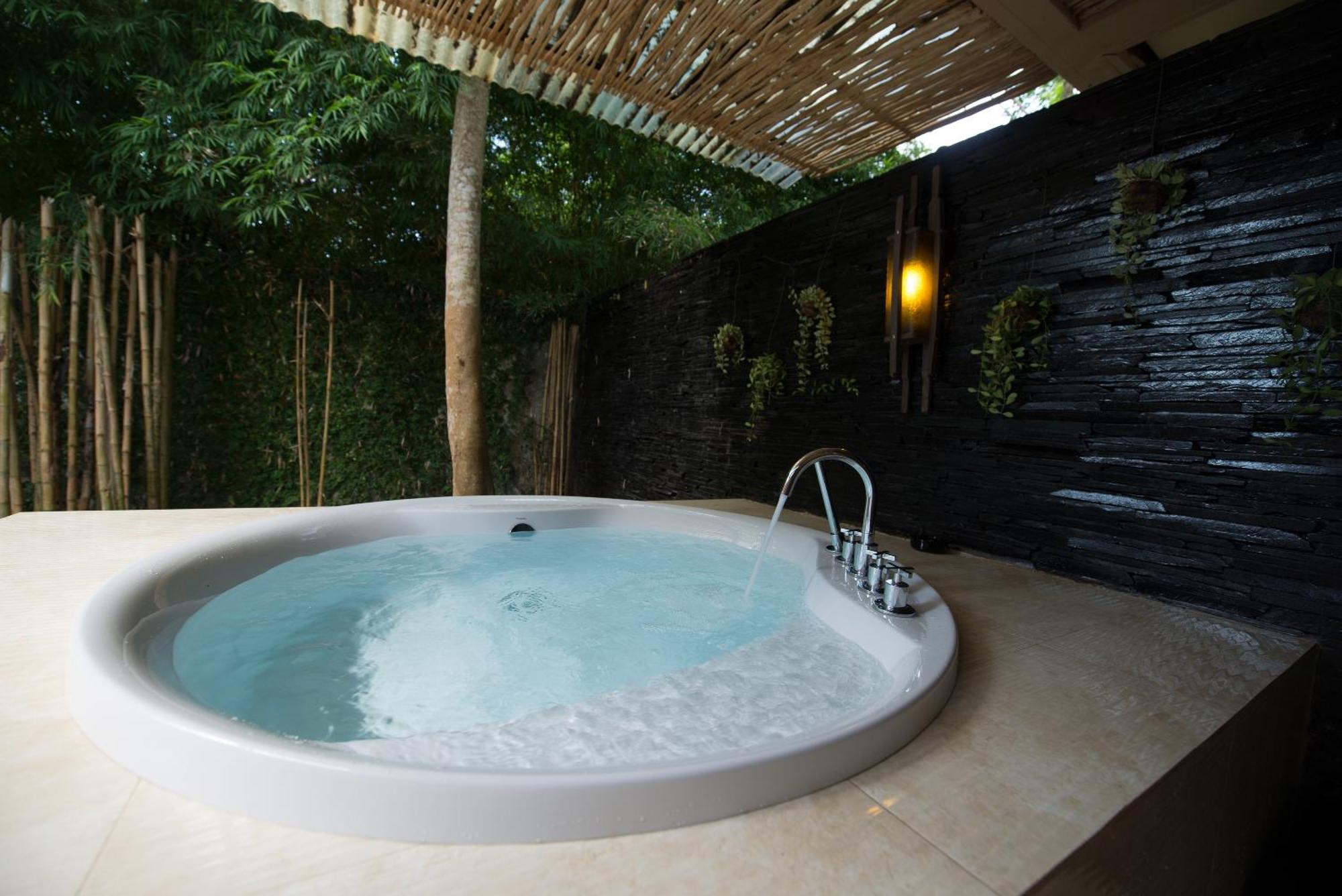 Resort Seavana