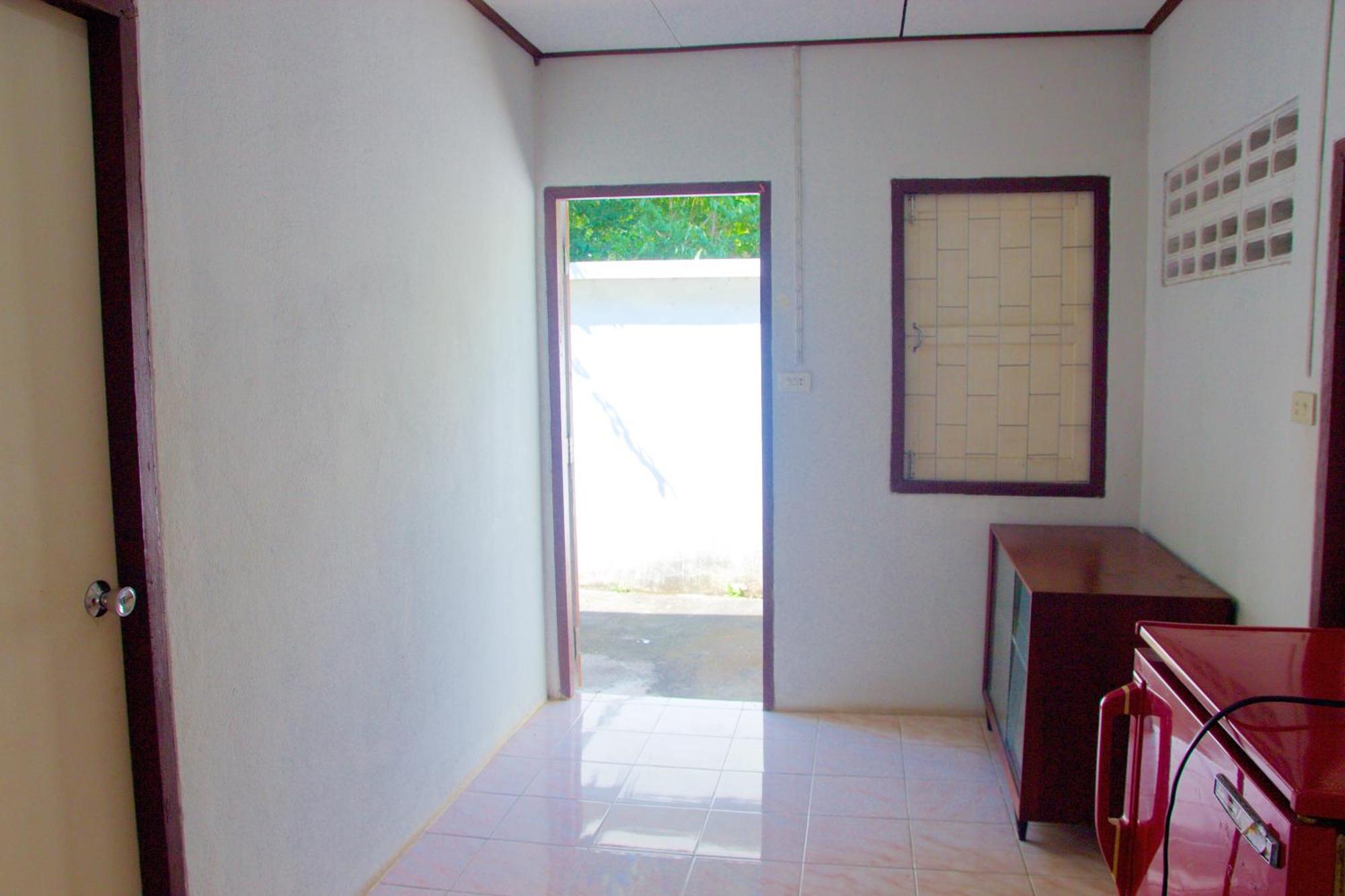 Hotel Sichang Shine Khao