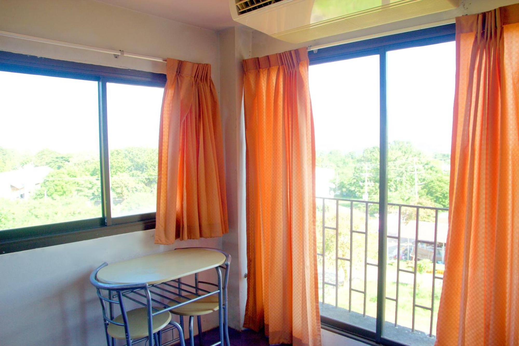 Hotel Sichang Shine Khao Ko Si Chang