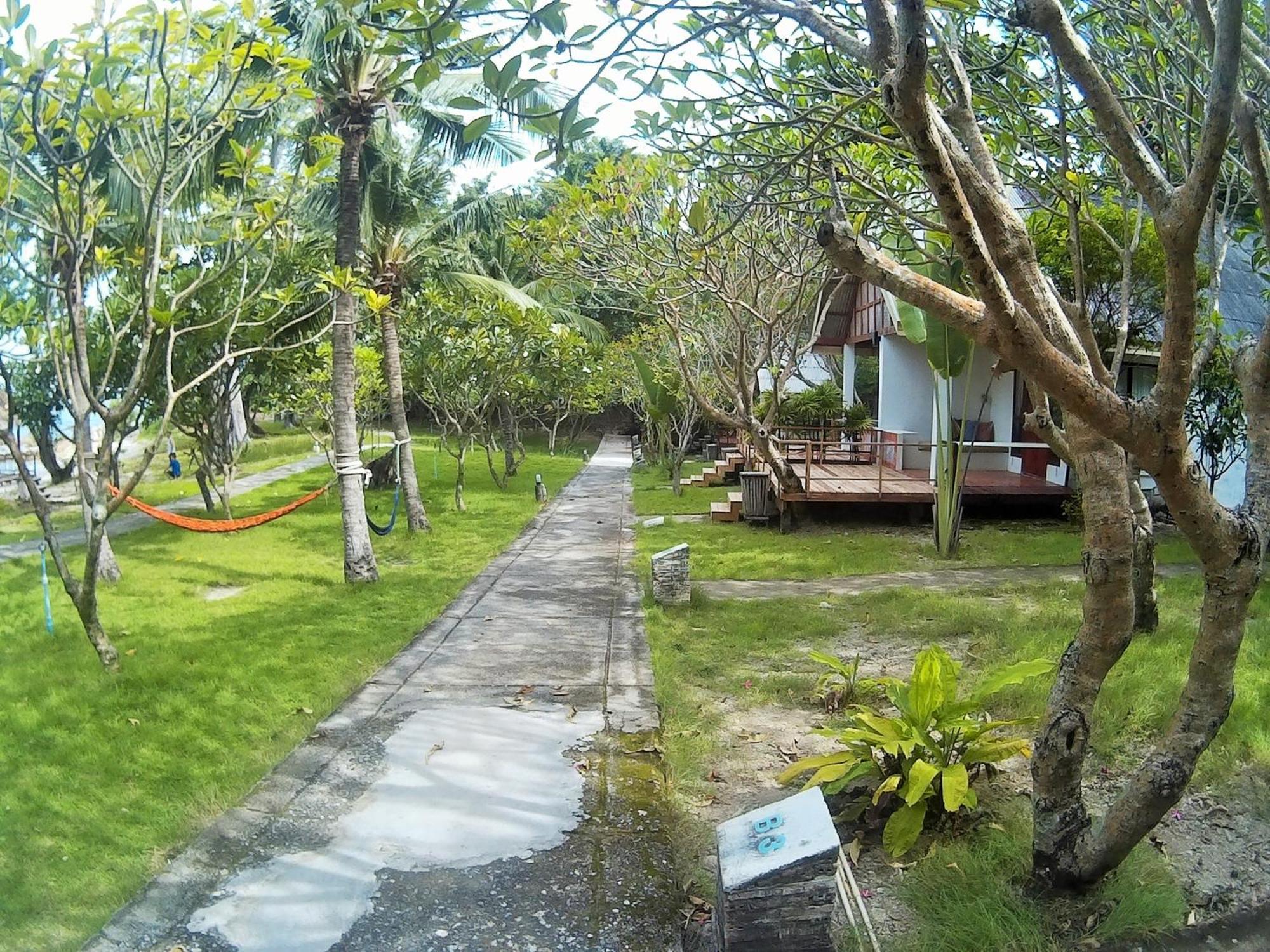 Resort Private Island 3*