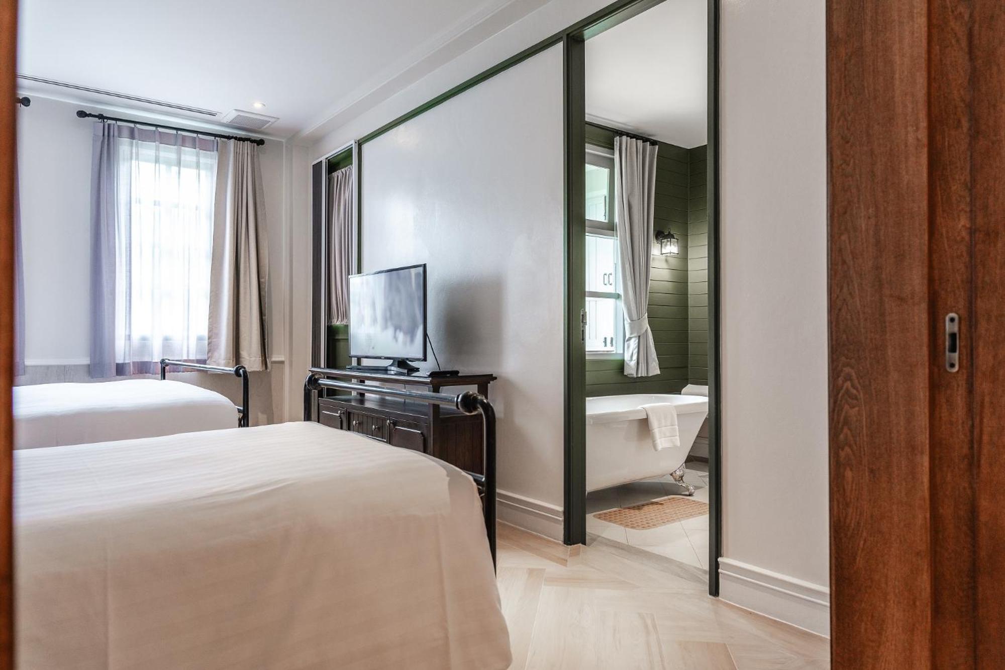 Thames Valley Khao Yai - Sha Resort
