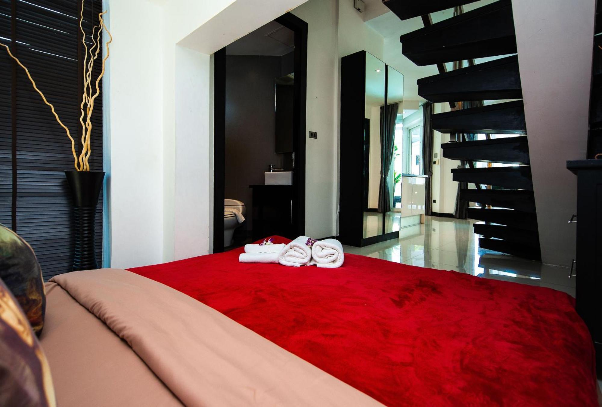 In Pattaya Villa