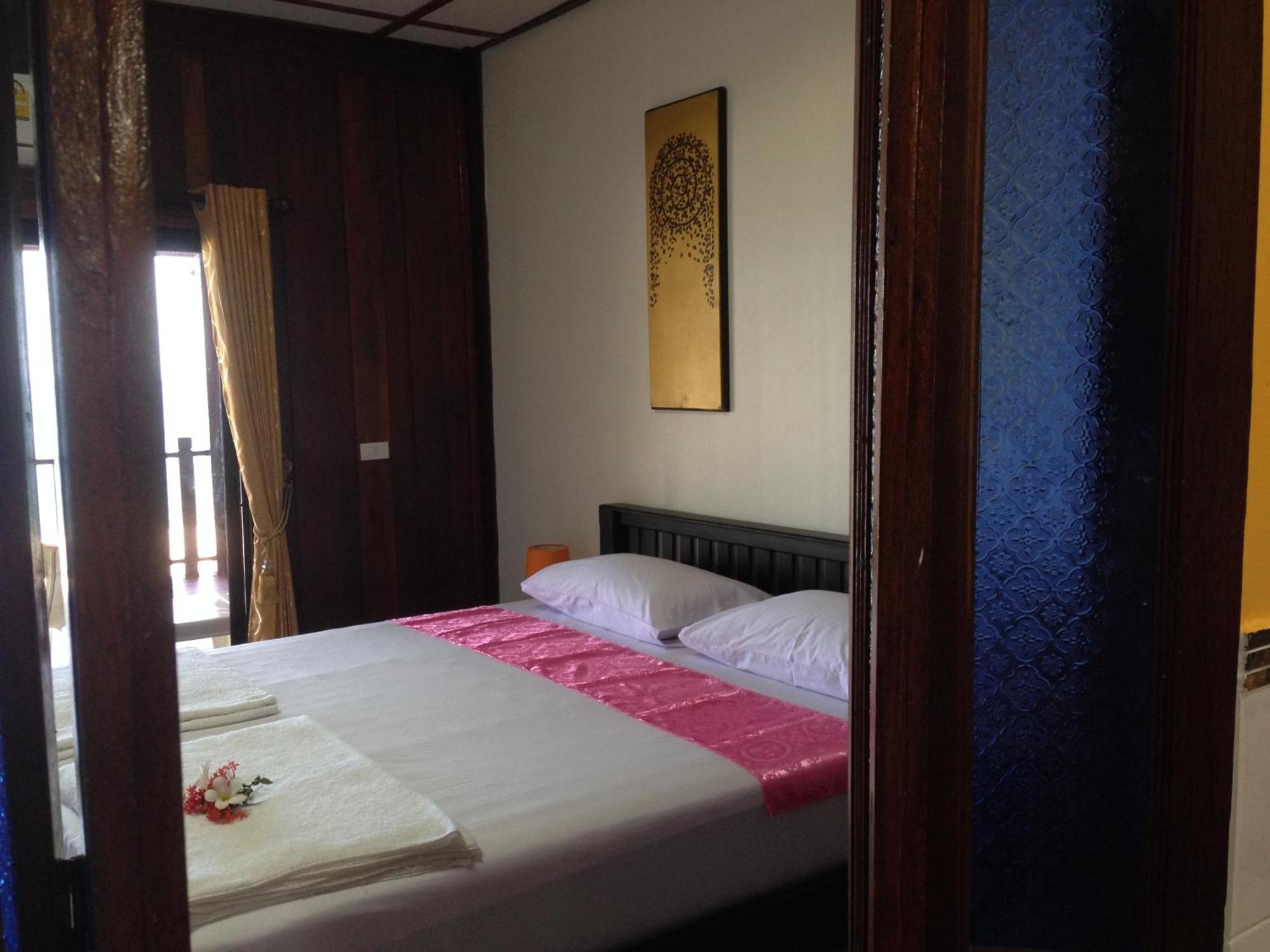 Inn Sea Breeze House, Naiplao 2*