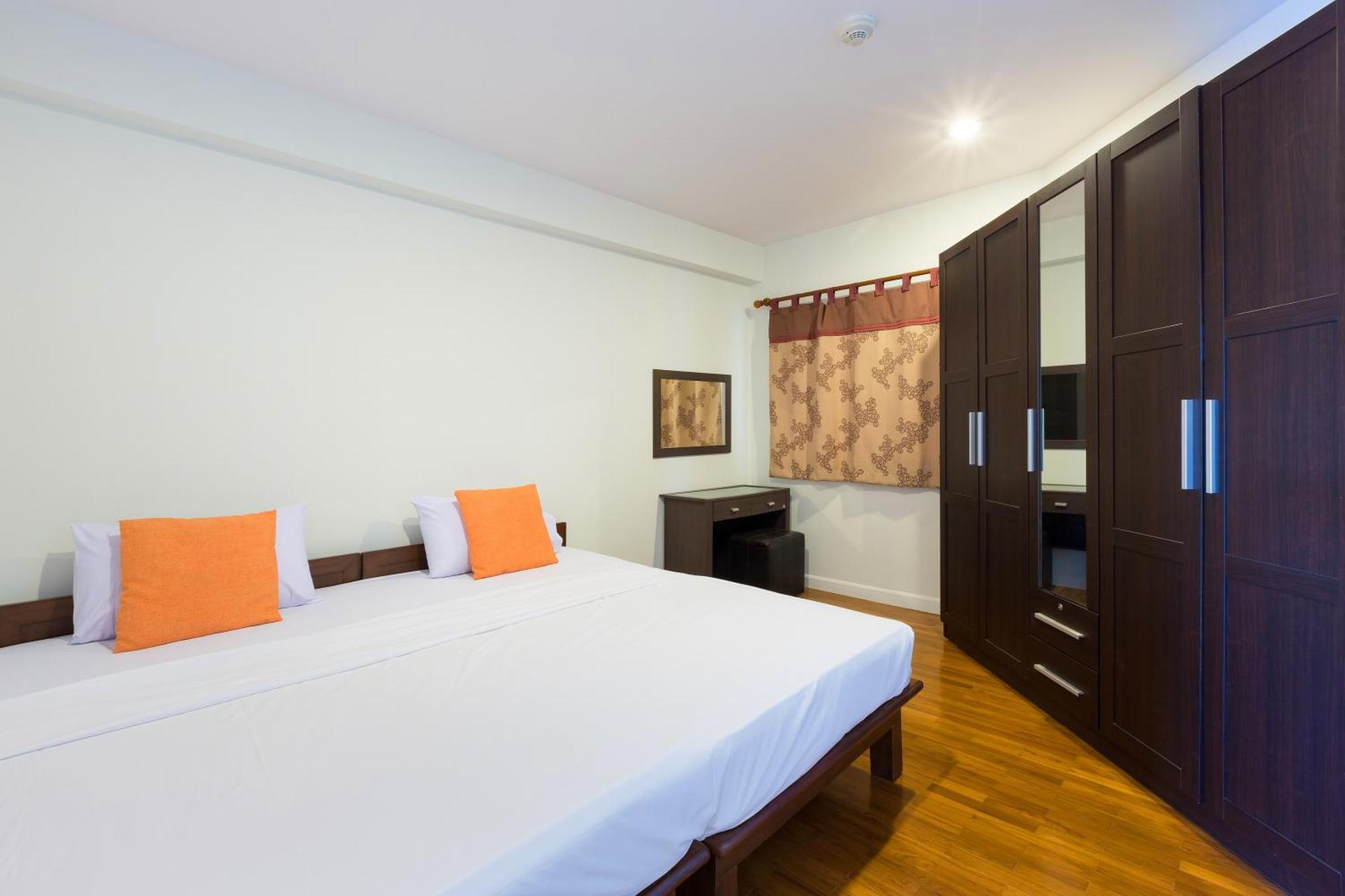 Apartment Baan Poolom Beachfront