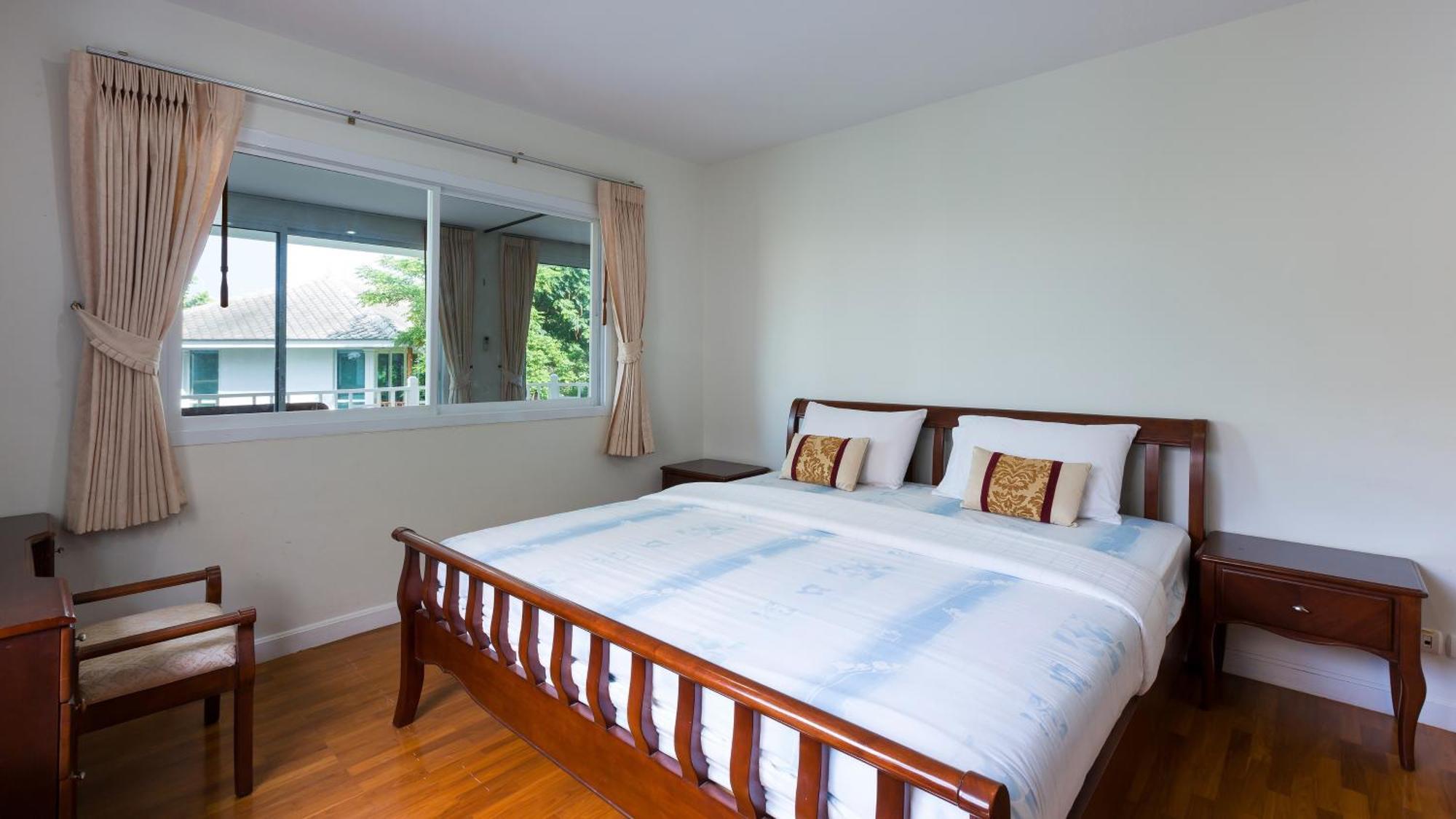 Baan Poolom Beachfront Hua Hin