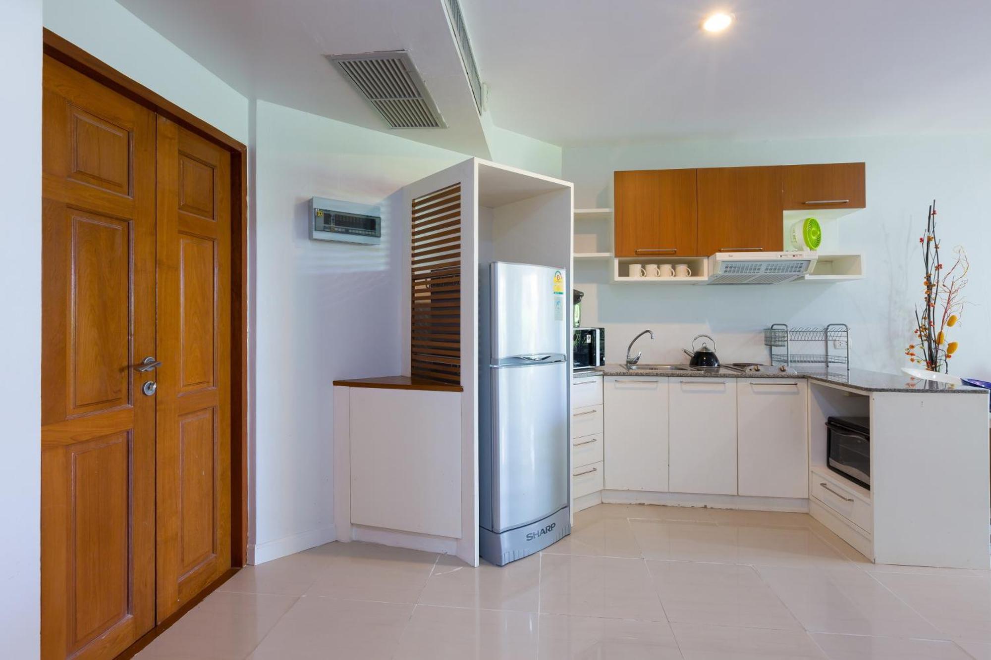 Baan Poolom Beachfront Apartment Hua Hin