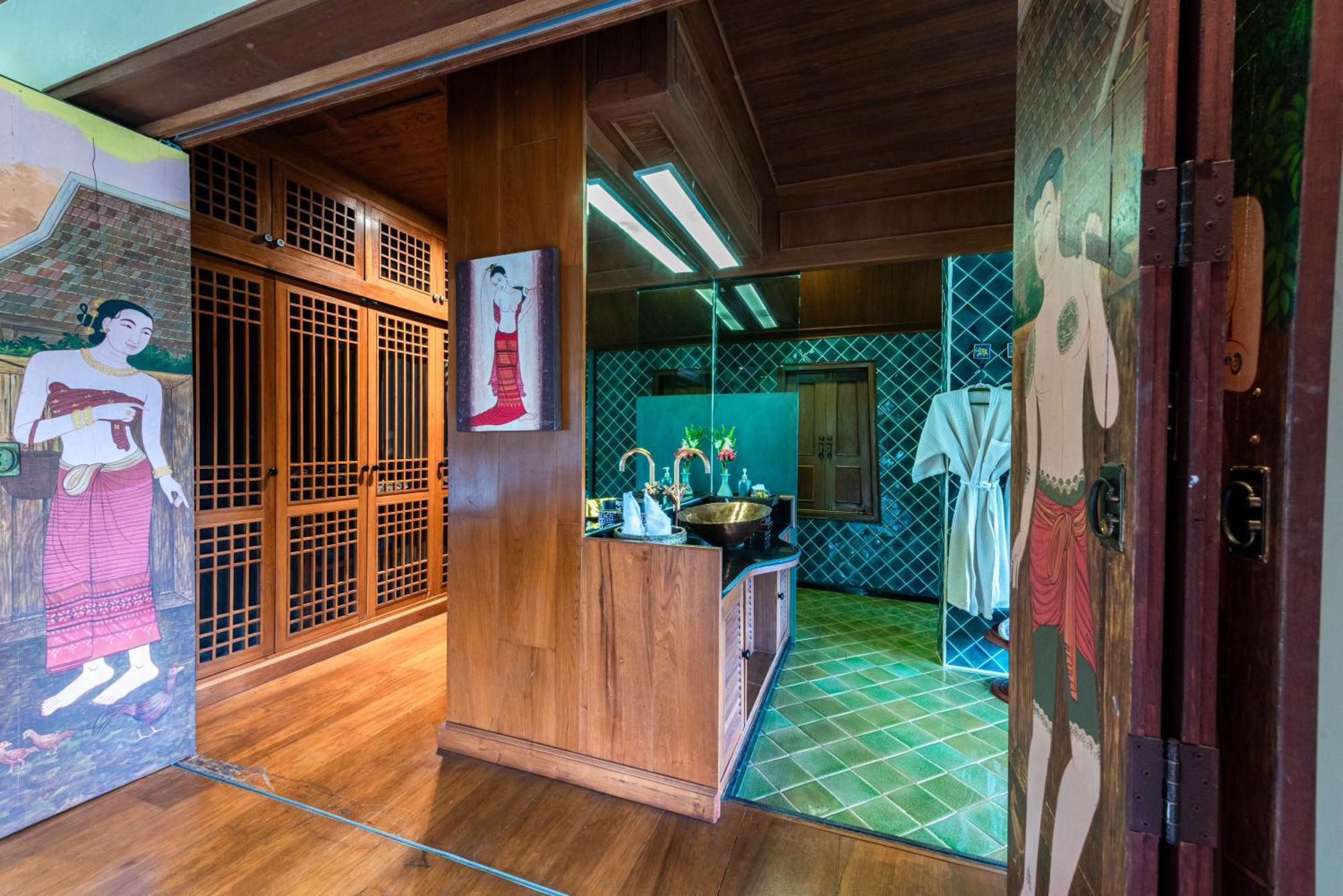 Kanlaya's Eyrie, Luxury Pang Mapha