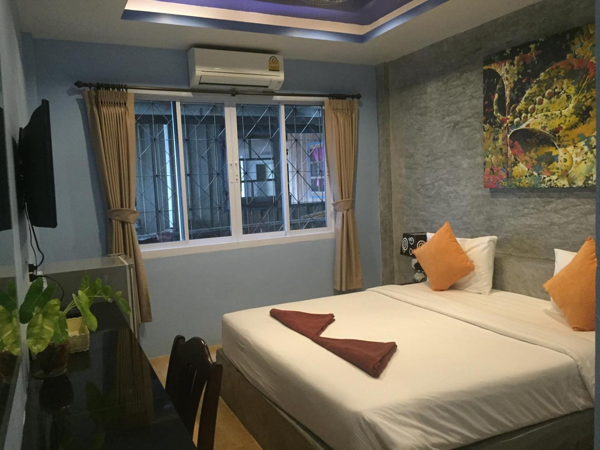 Bro&sis Place Hotel