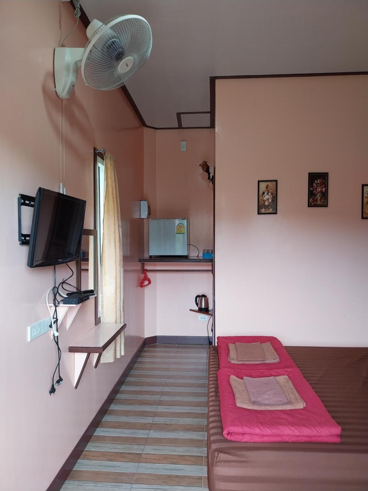 Ao Salat View Koh Kood Guest house