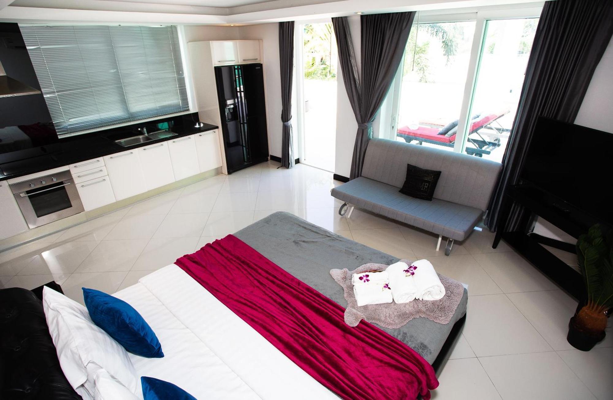 Premium Pool Villa Pattaya Villa