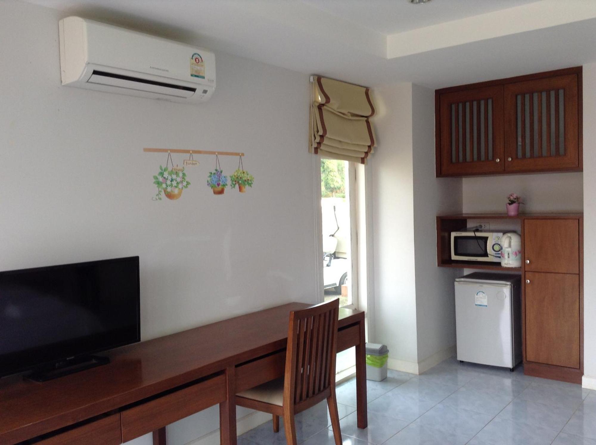 Thongsathit Hill Khao Yai Resort 3*