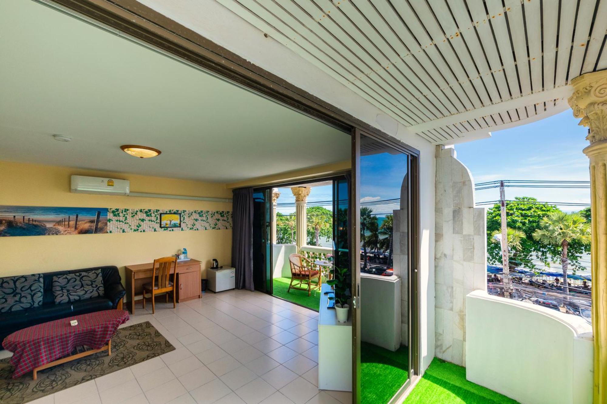 Guest house Happy Vikings - Beachfront 3*