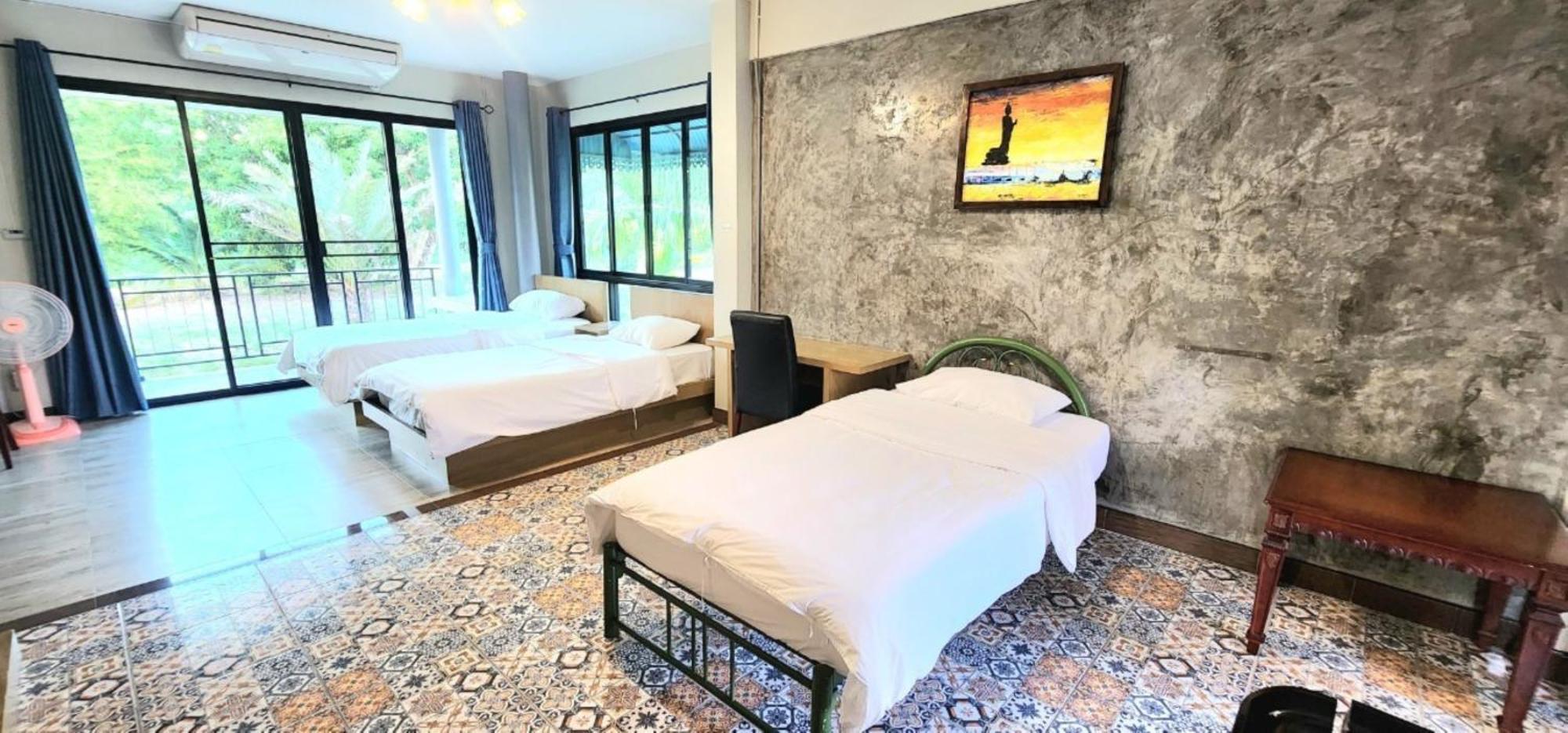 Hotel Busaya & Cuisine