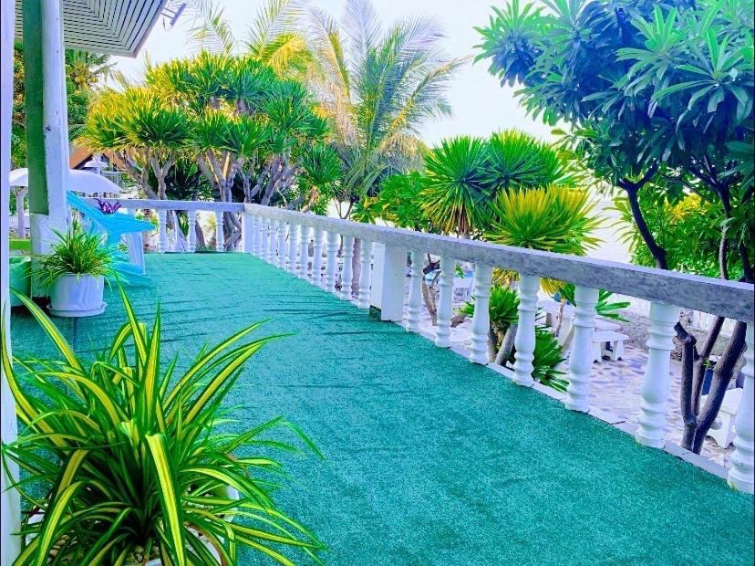 Rubtawan Sichang Resort Ko Si Chang
