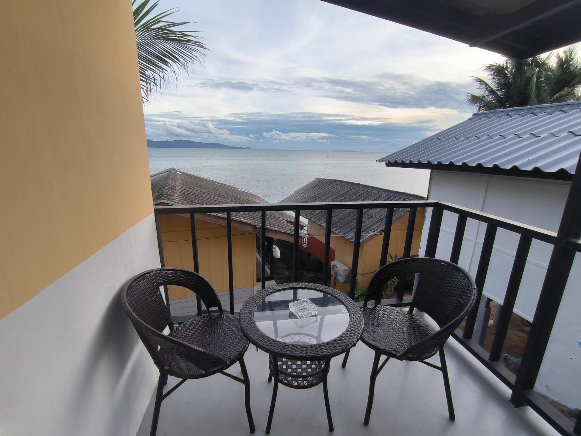 Golden Beach Koh Phangan 2*