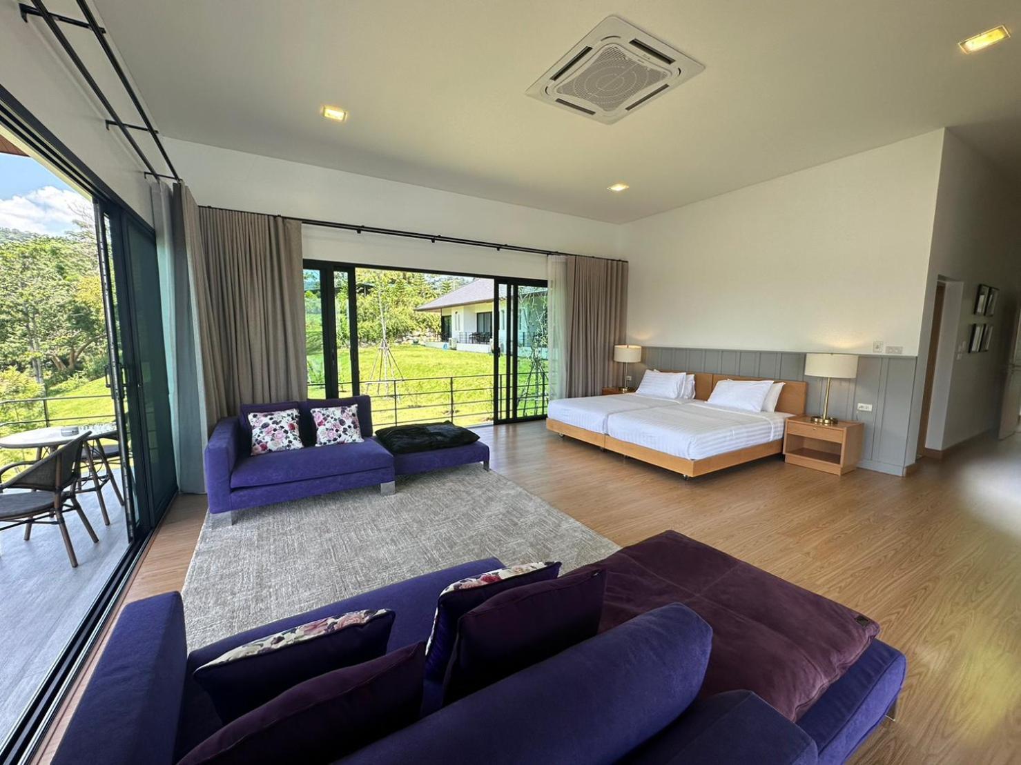 Monlada Khaoyai Mu Si