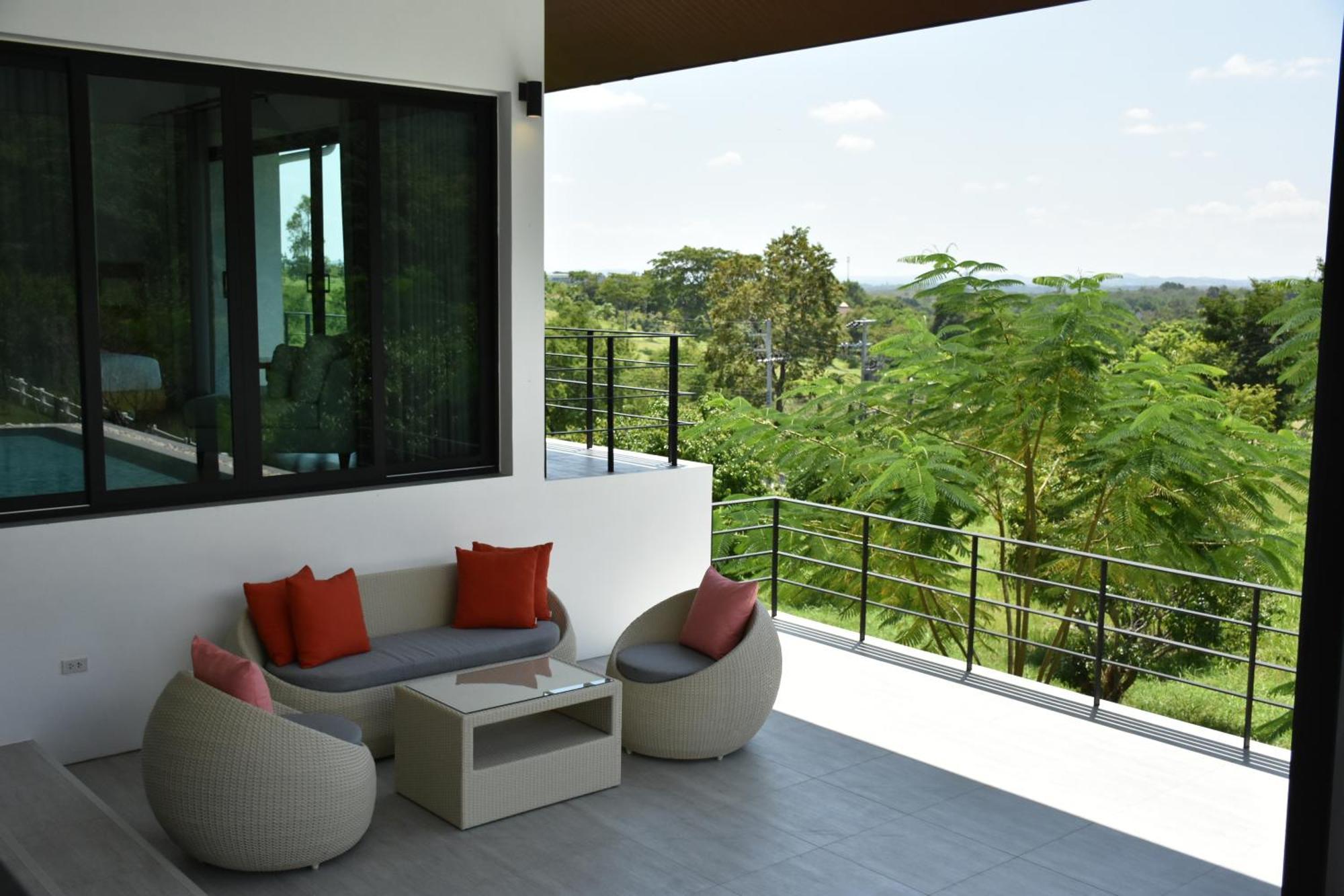 Monlada Khaoyai