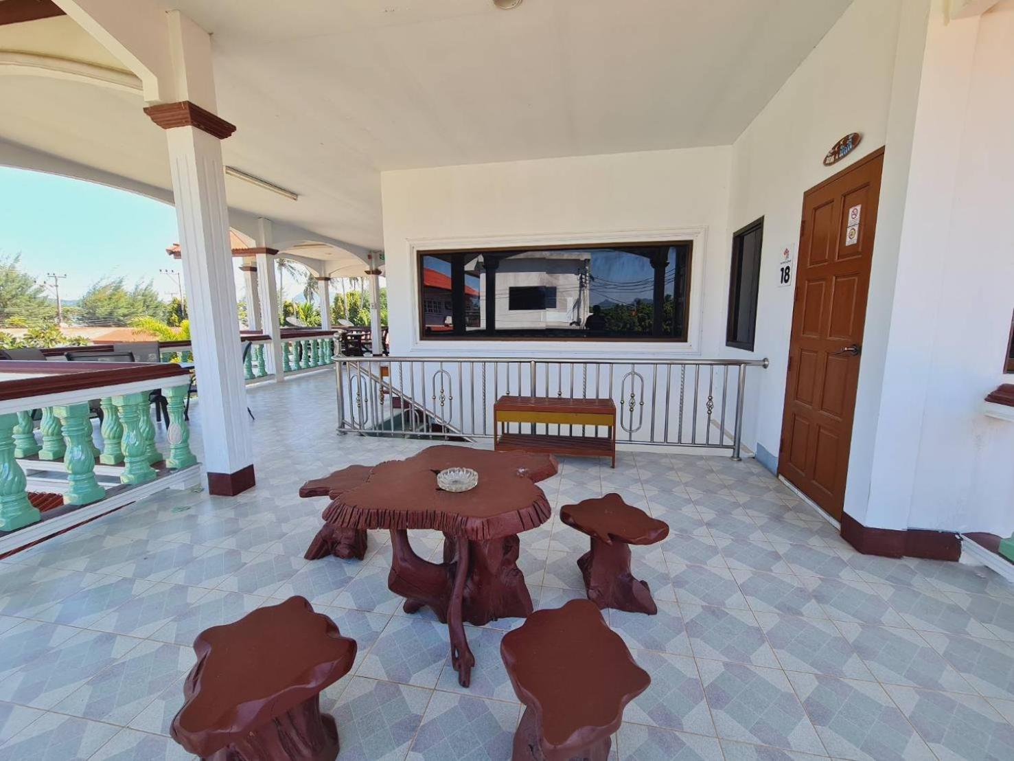 Resort Box At Pran 3*