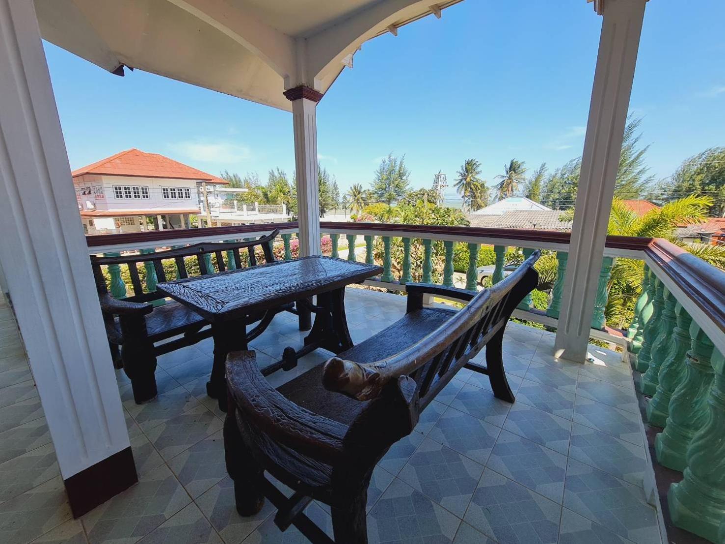 Resort Box At Pran
