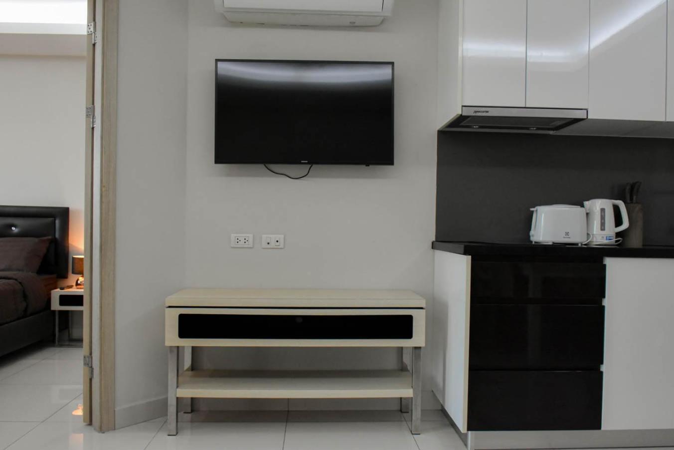 Water Park Condominium Apartment Pattaya