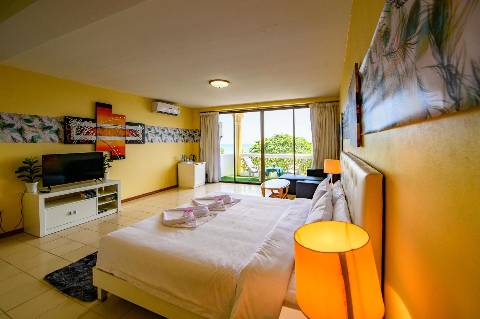 Guest house Happy Vikings - Beachfront