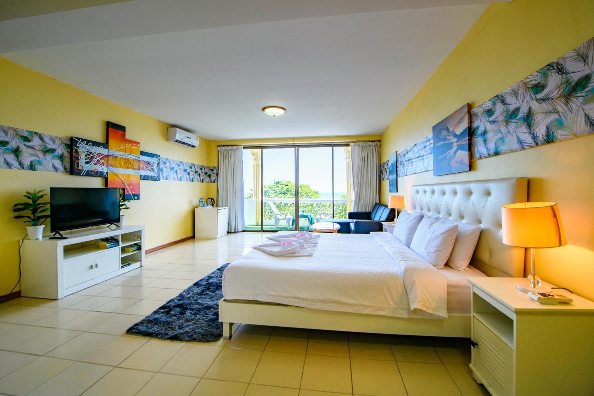 Happy Vikings - Beachfront Jomtien Beach