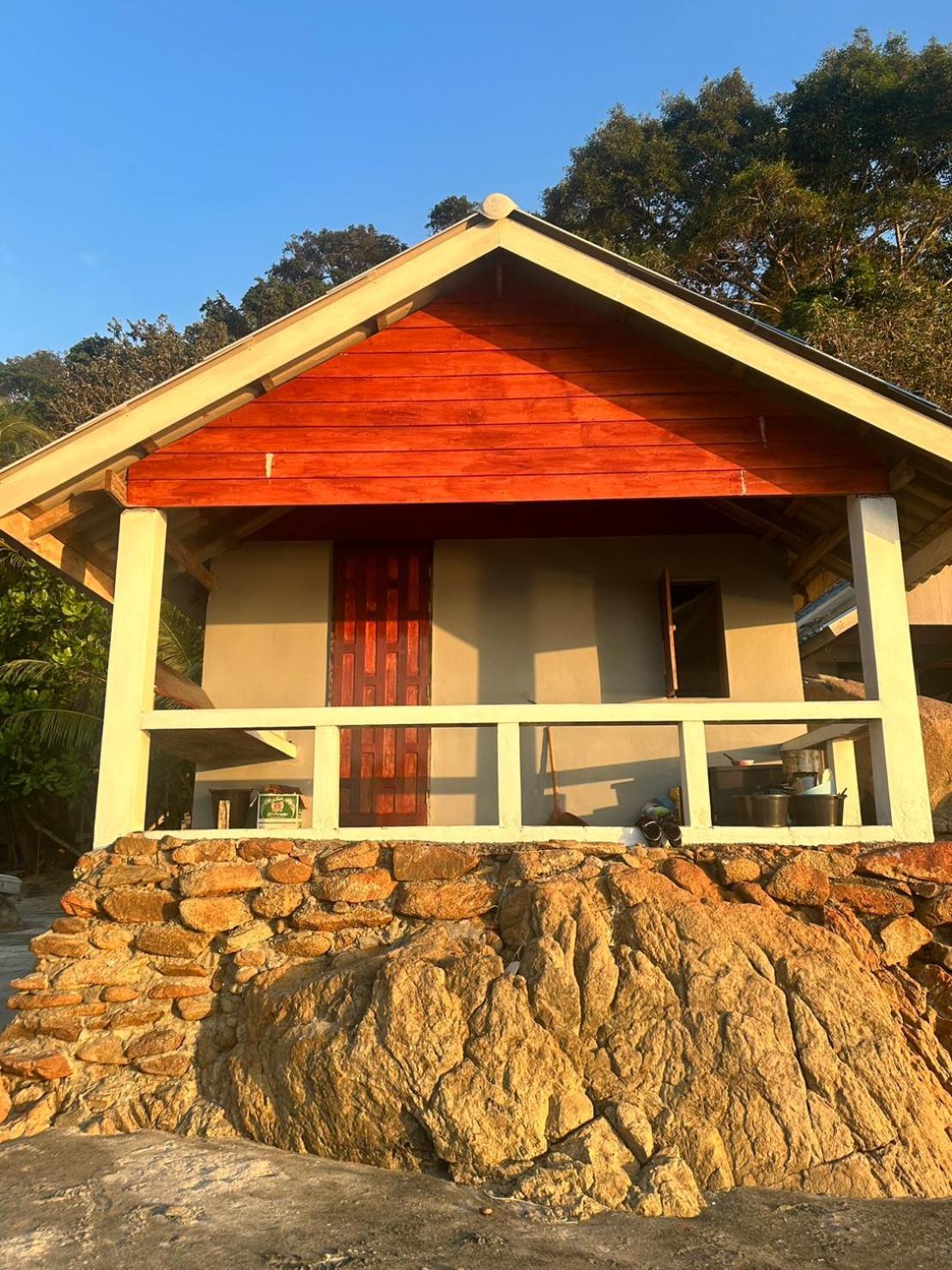 Guest house Lae Tawan *
