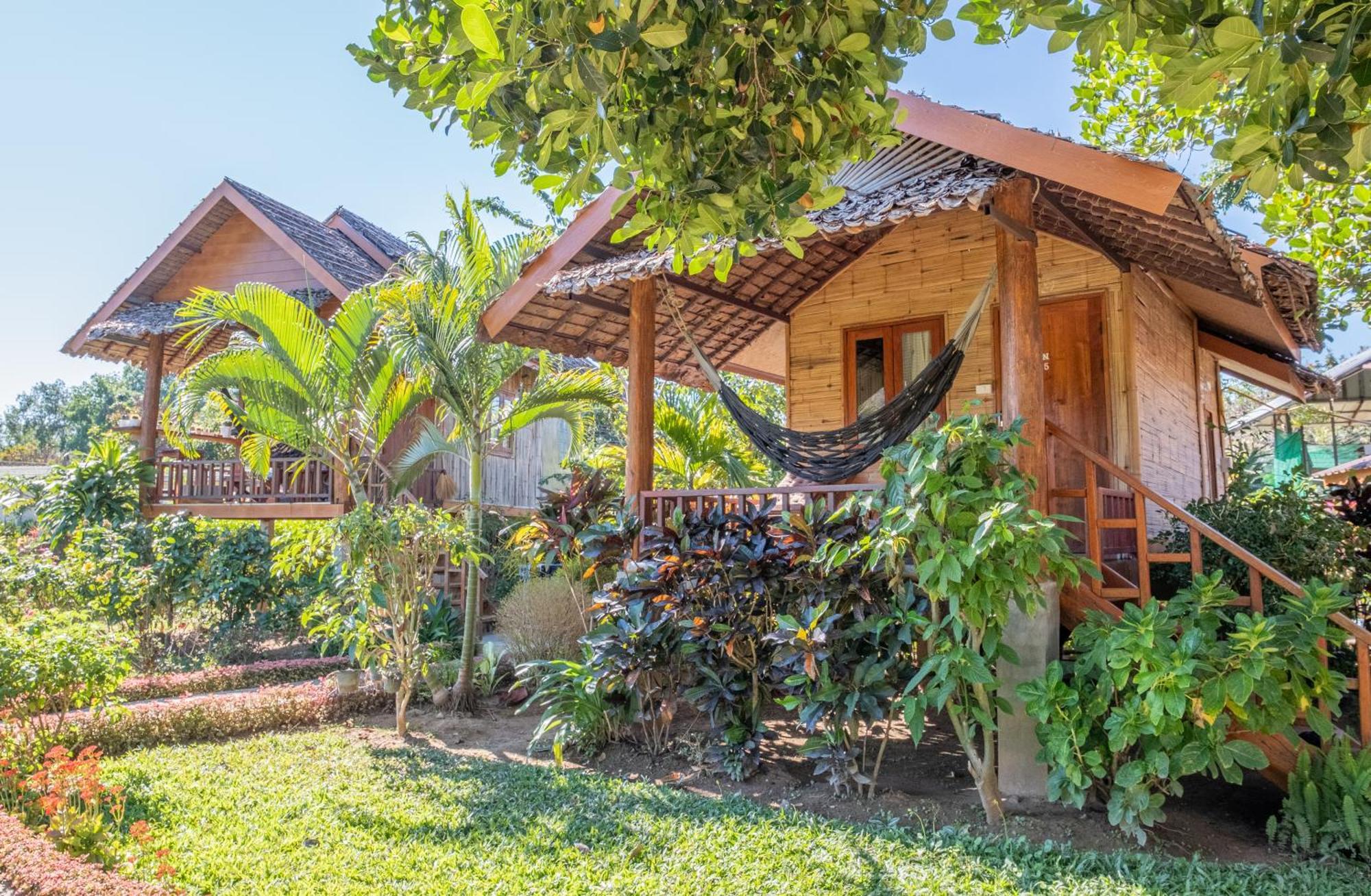 Resort The Nest House