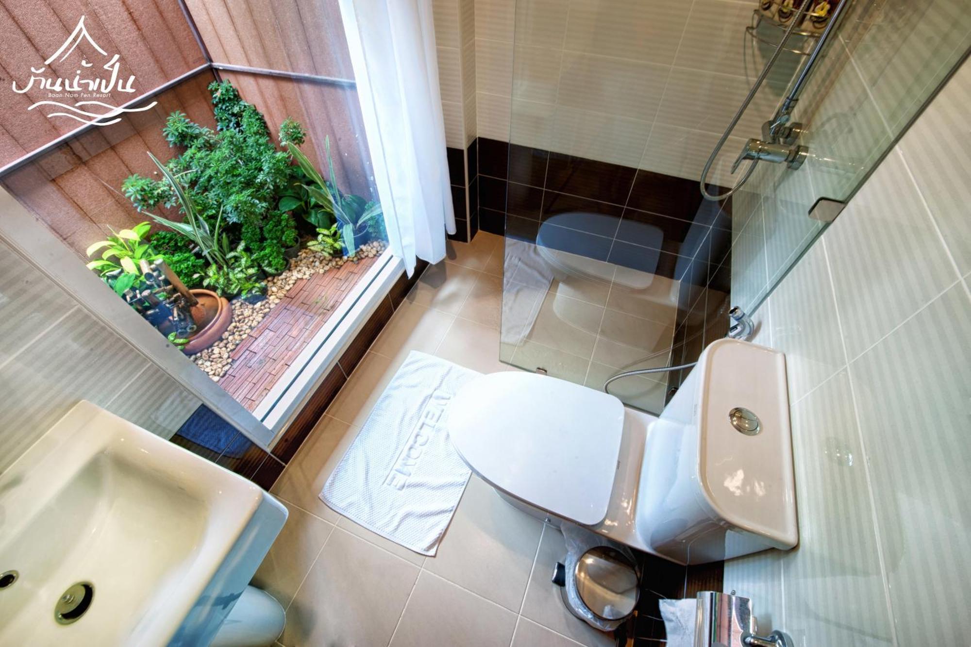 Baan Nam Pen Resort 3*
