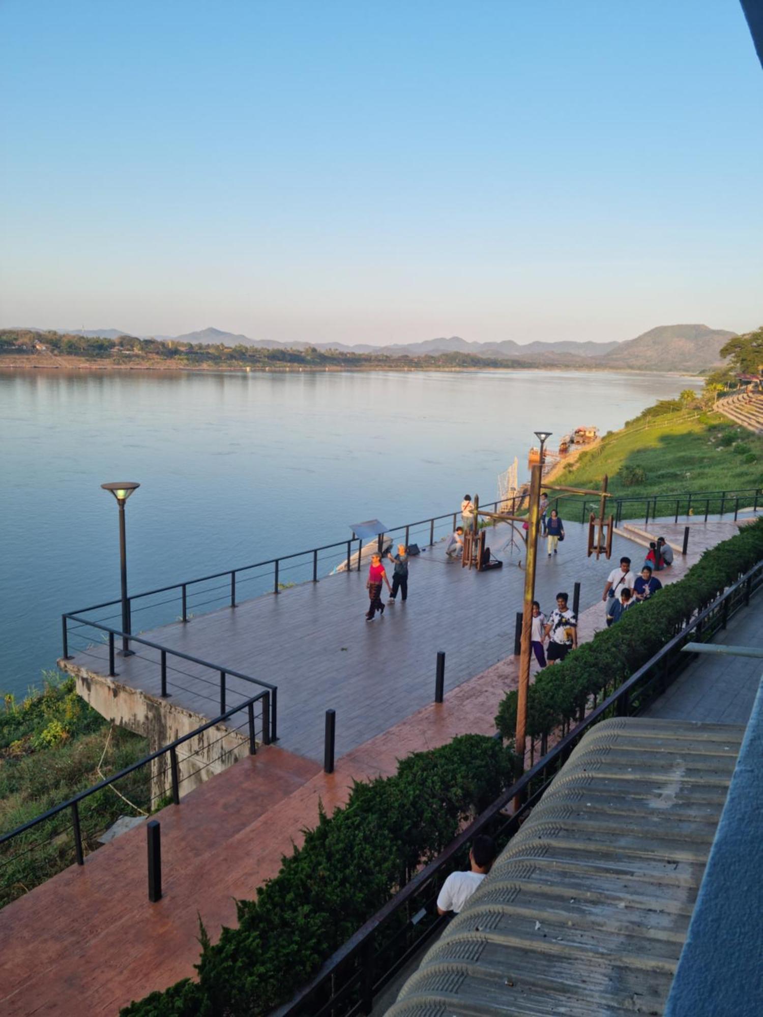 Sams Chiangkhan * Chiang Khan