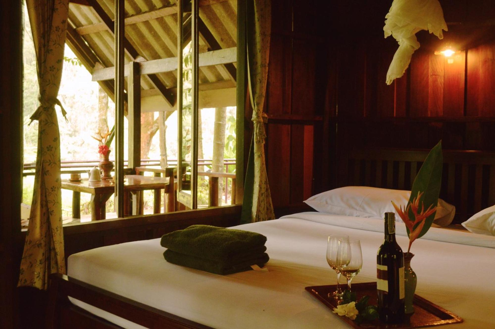 Khao Sok Riverside Lodge Khao Sok National Park