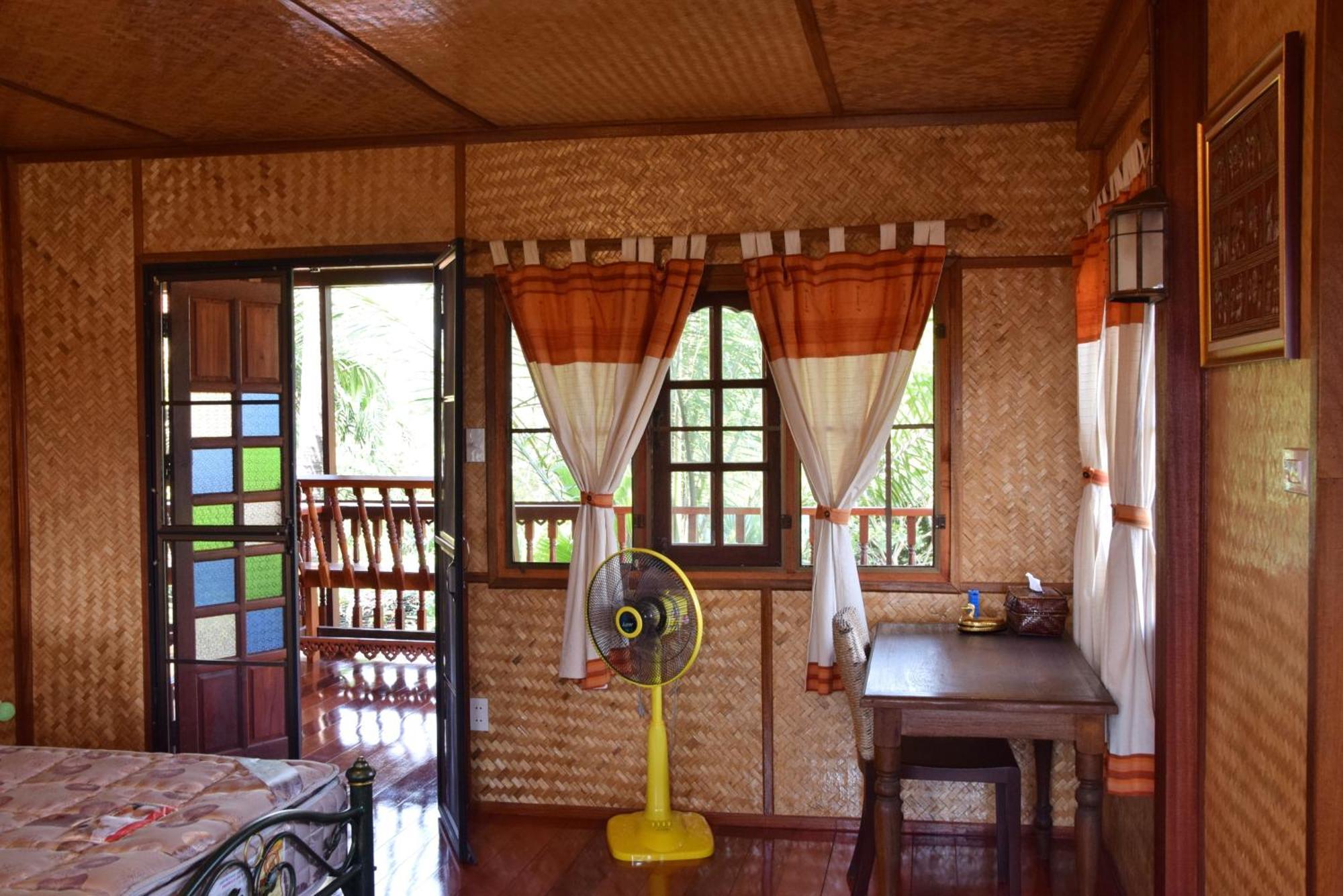 Golden Teak Resort 2*