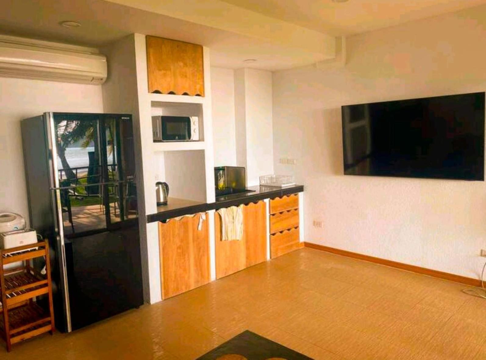 Villa Vitamin Sea