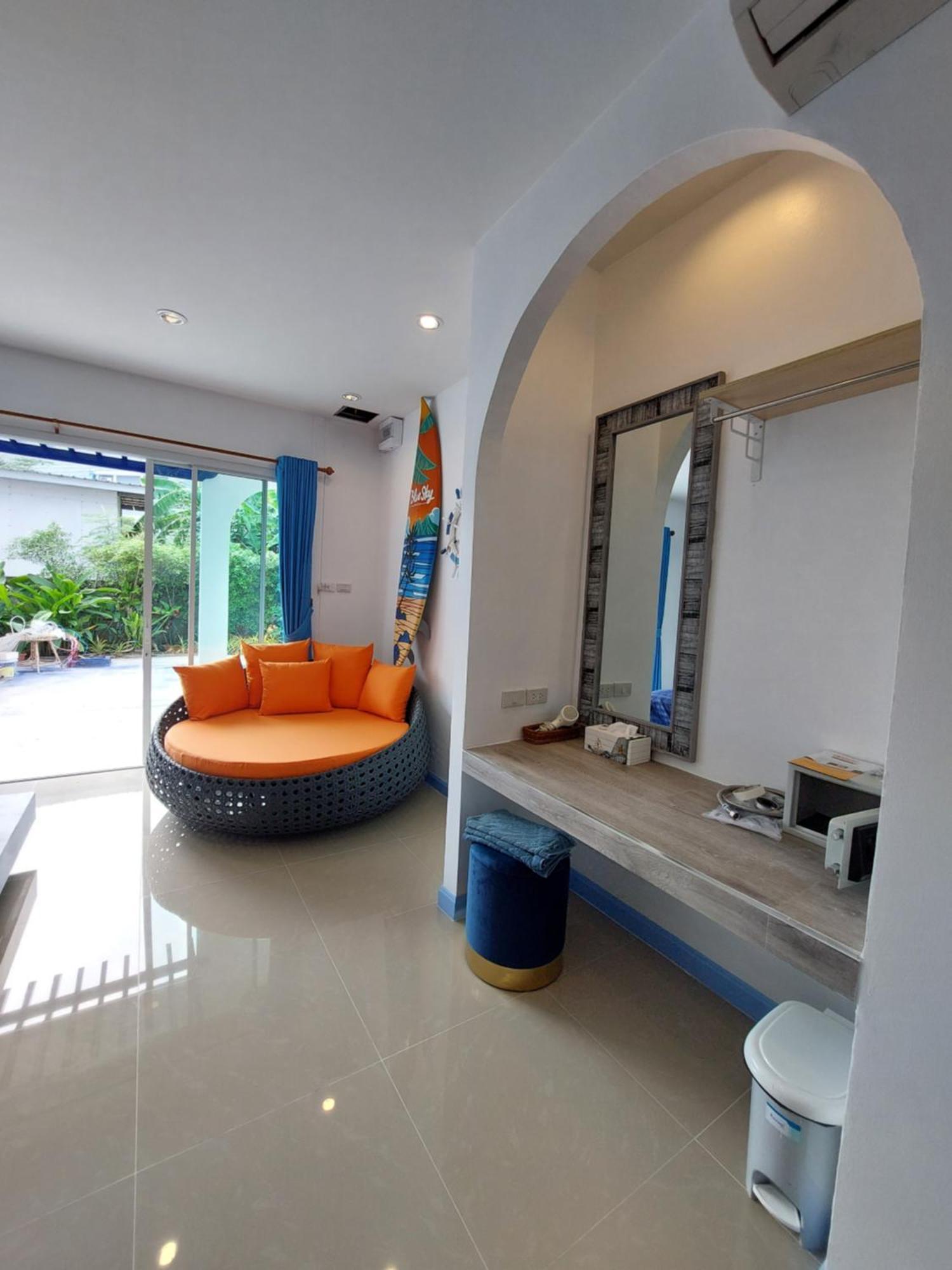 Resort Blue Sky Ko Lan