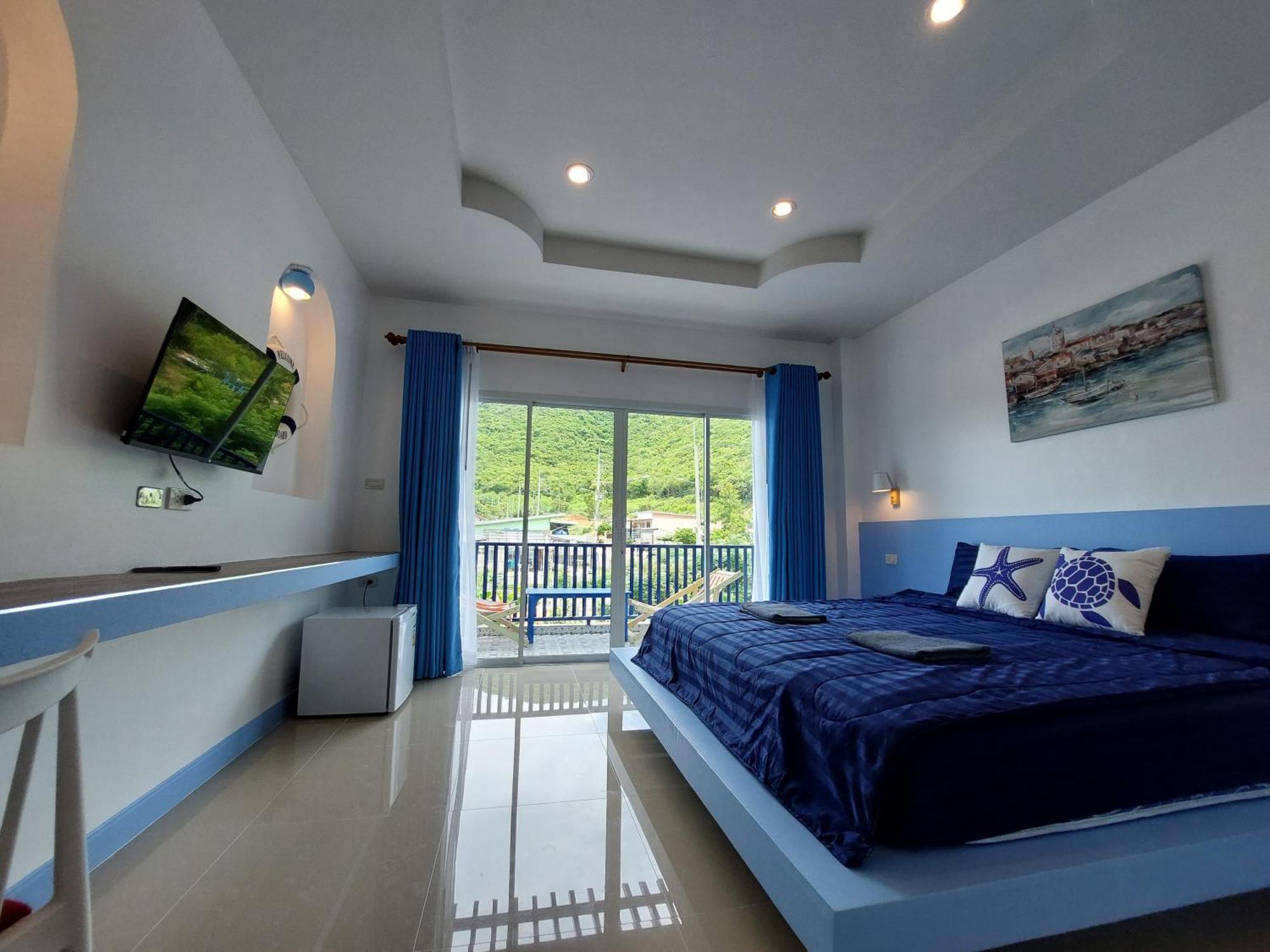 Resort Blue Sky 2*