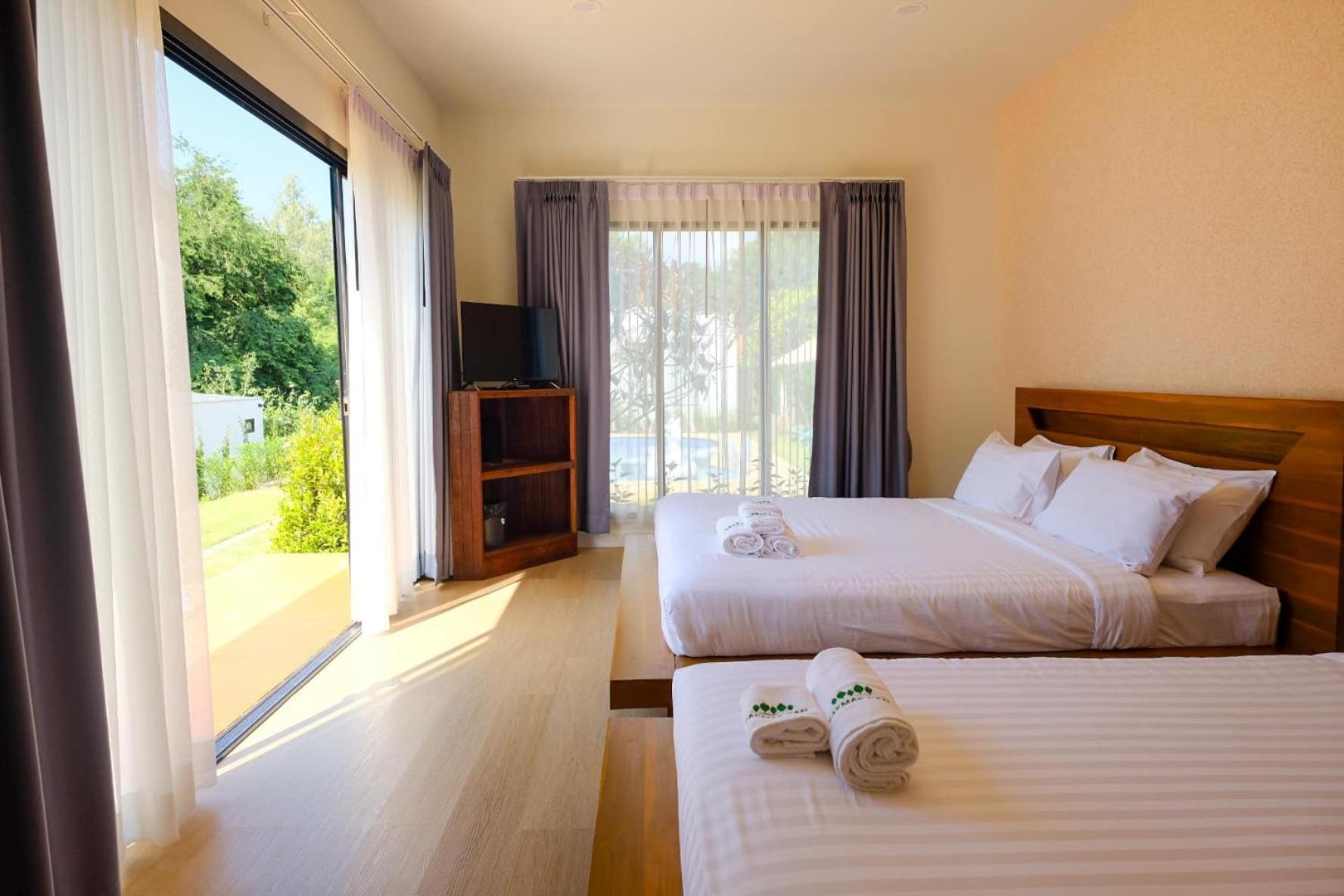 Rakmak & Cafe Resort *