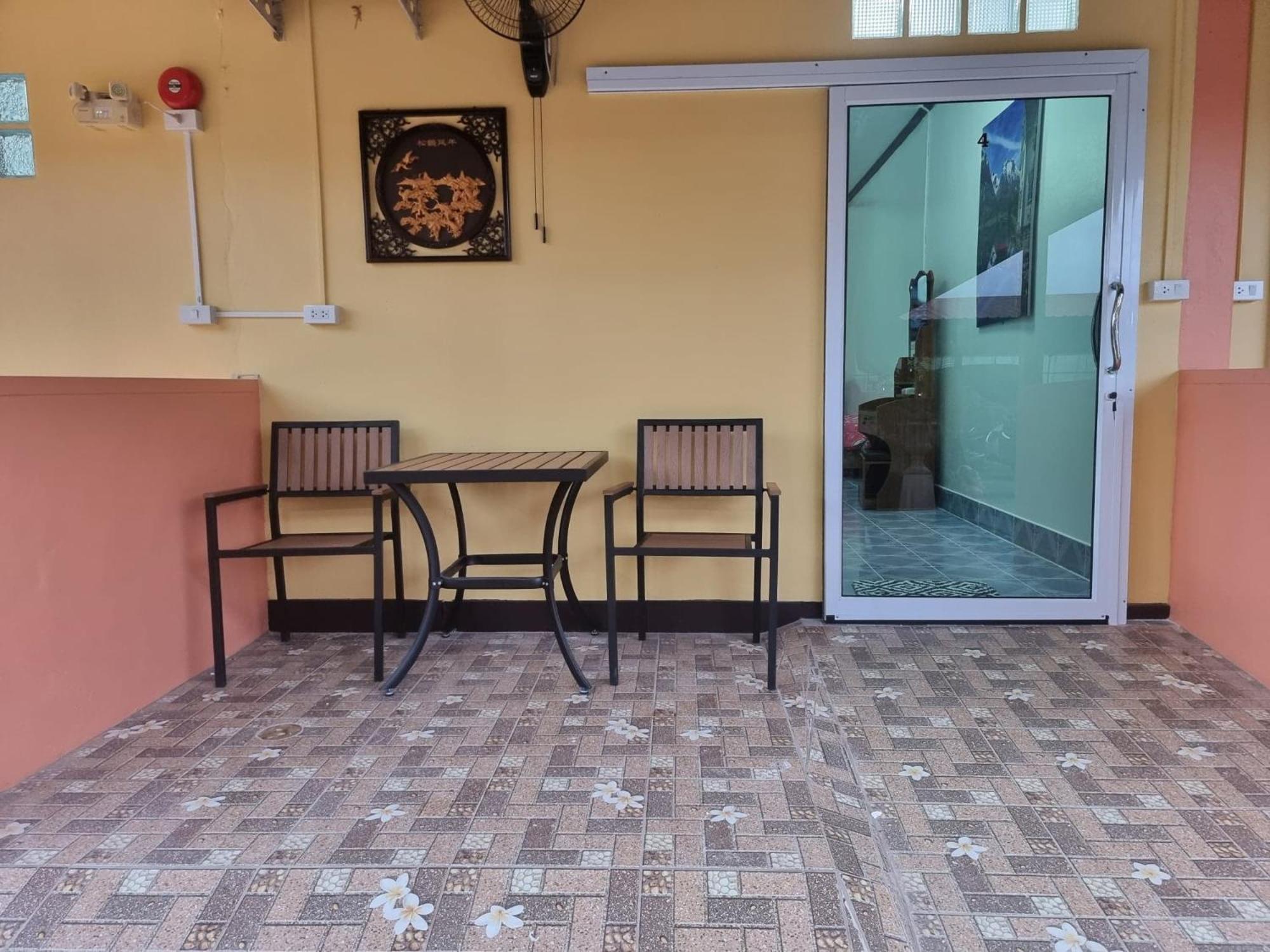 Resort Baan Sabaijai