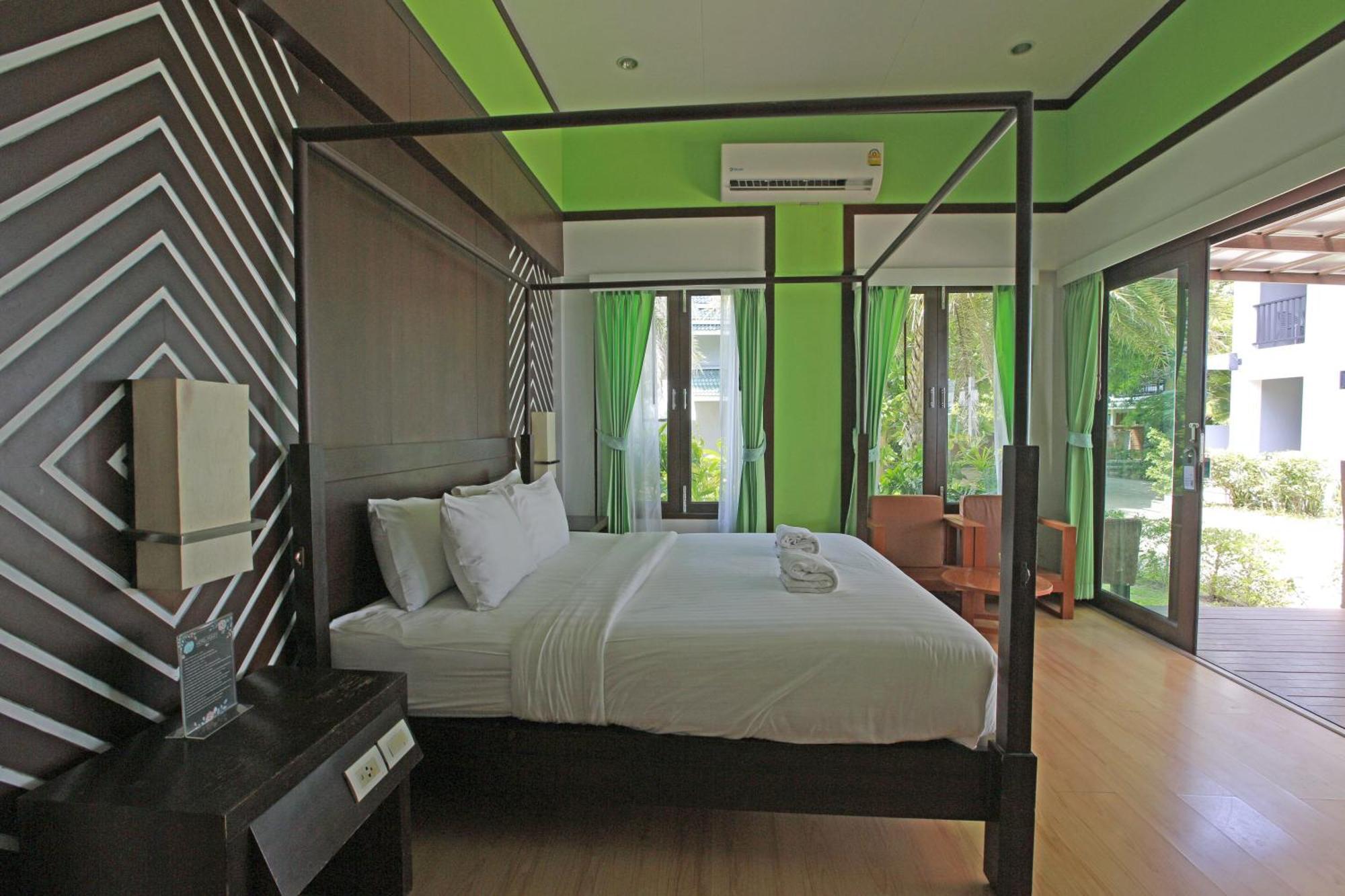 Andaman 3* Phi Phi Don