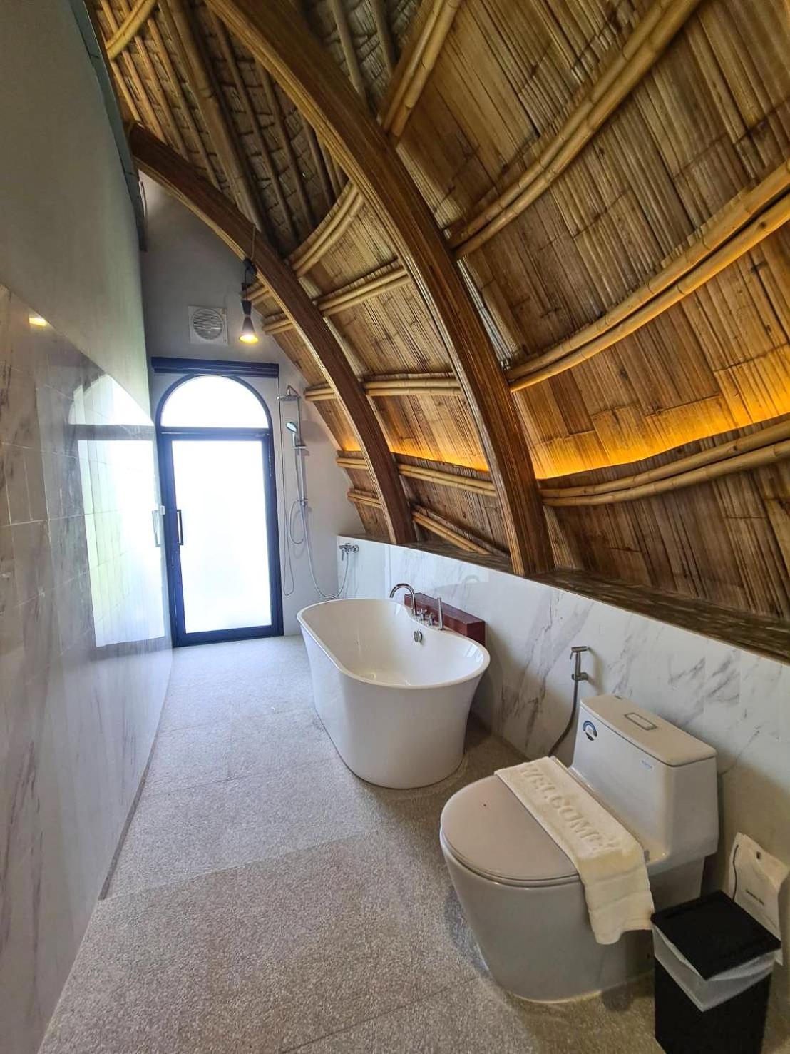 Hotel Binlha Raft 3*