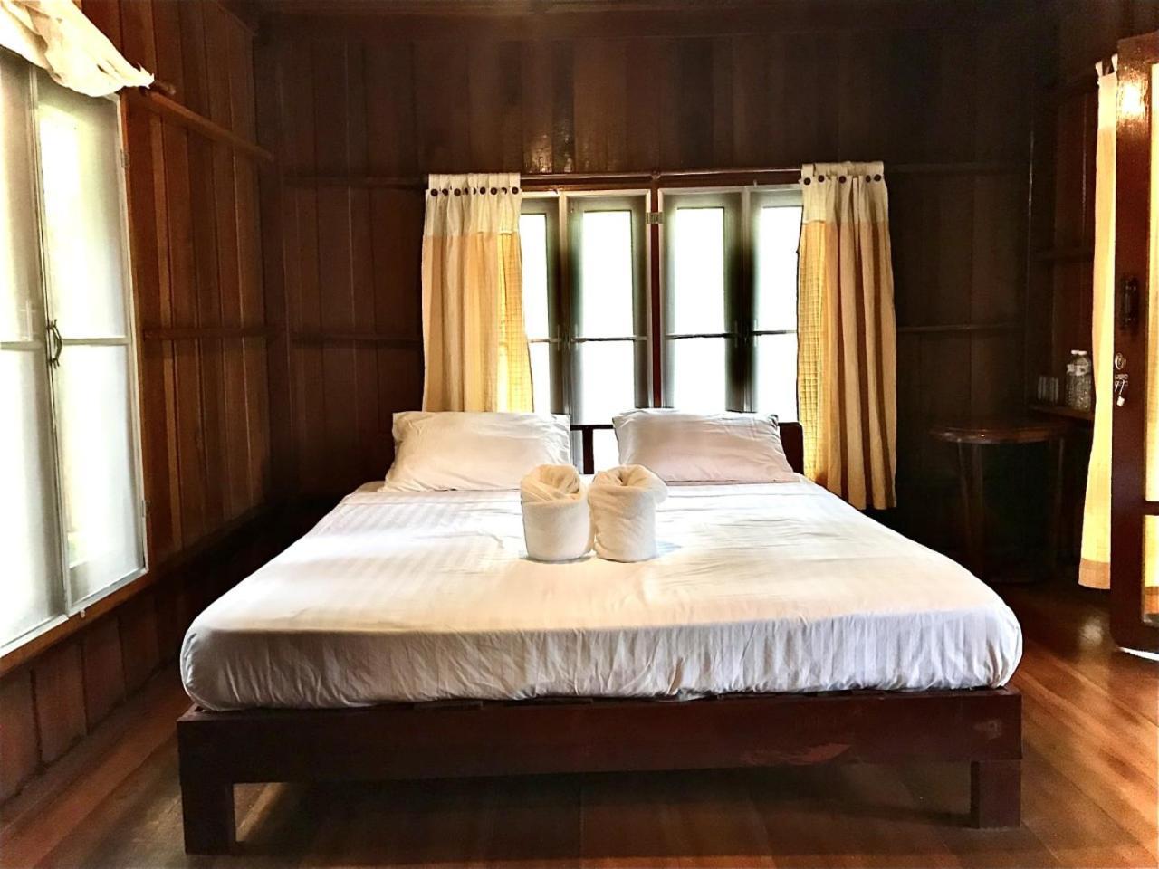Frog House Resort 3*