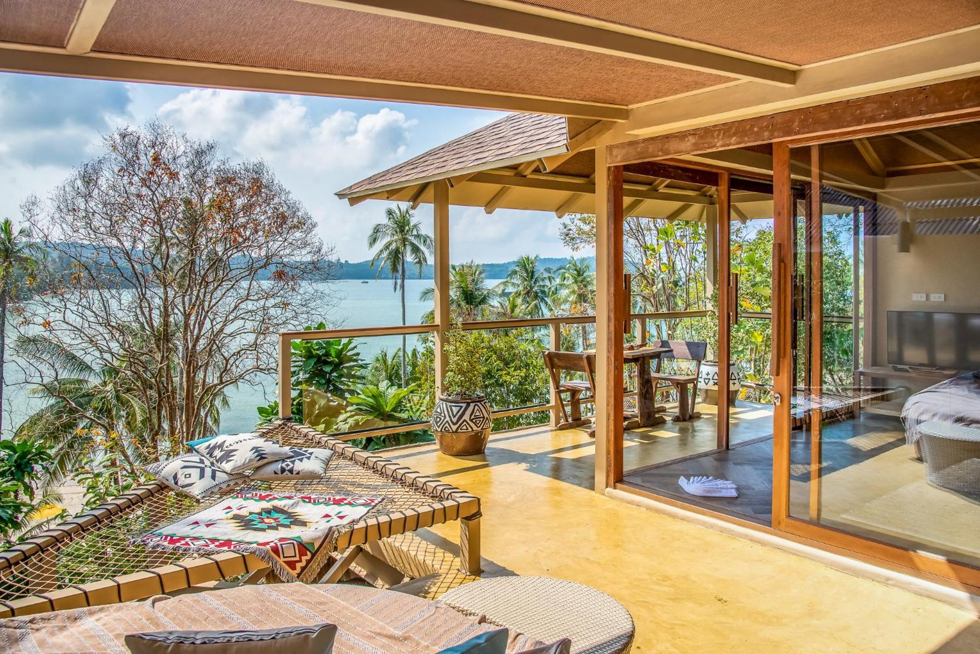 Tolani Koh Kood 4*