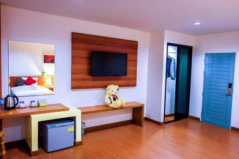 The Terrace Khlongtoei Resort 3*
